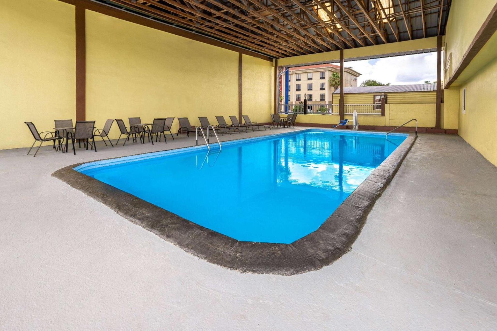 Quality Inn Waycross photo 6
