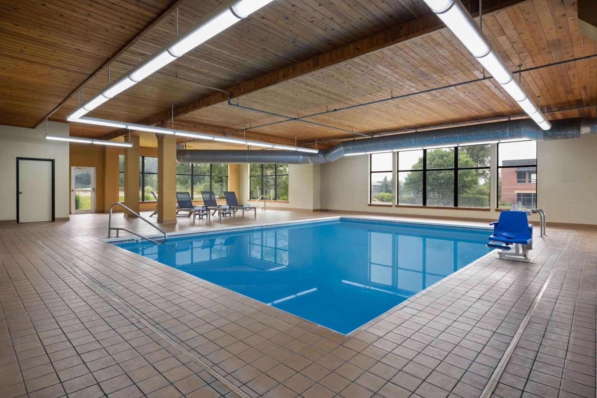 Days Inn & Suites by Wyndham Bozeman photo 9