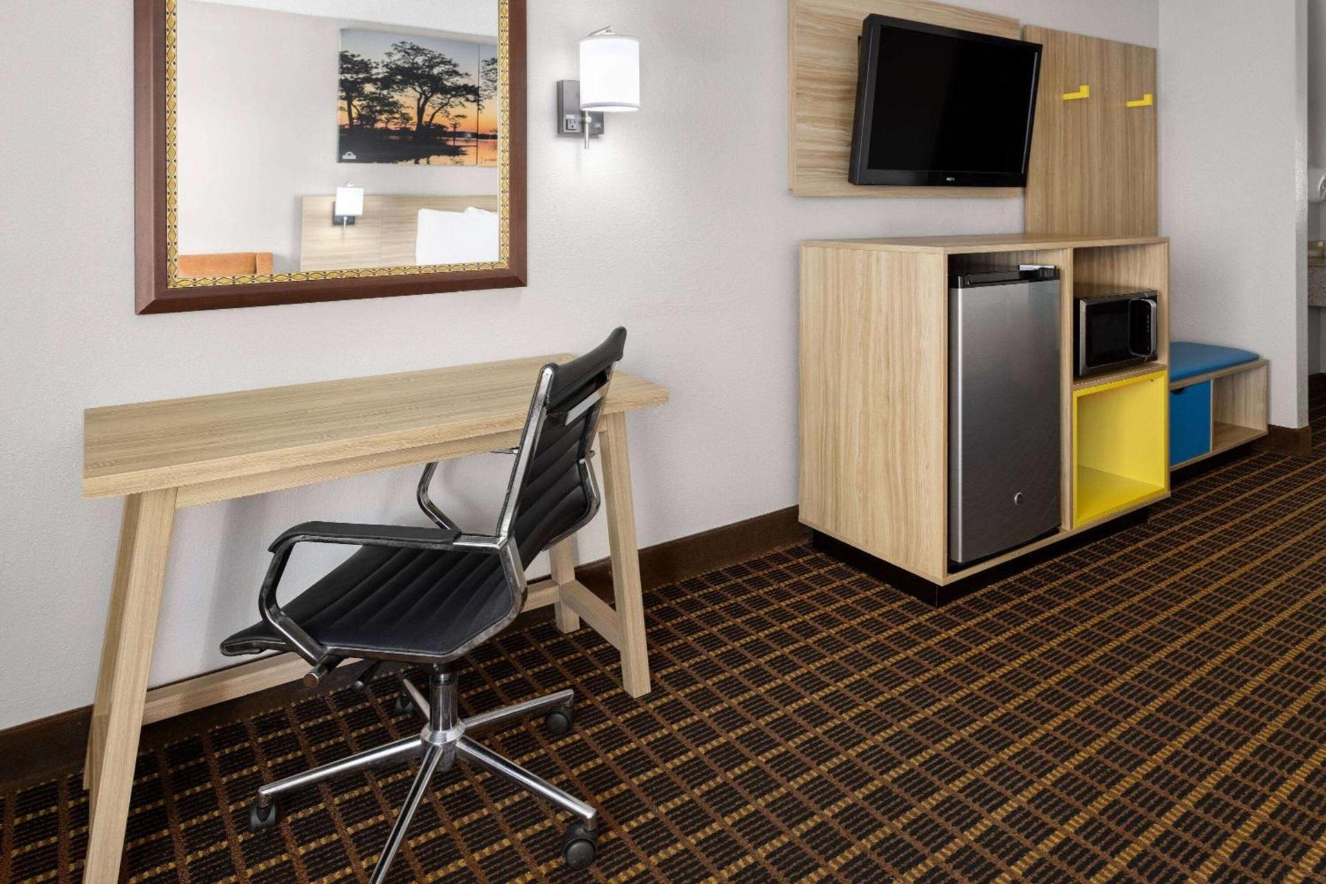 Quality Inn Waycross photo 15