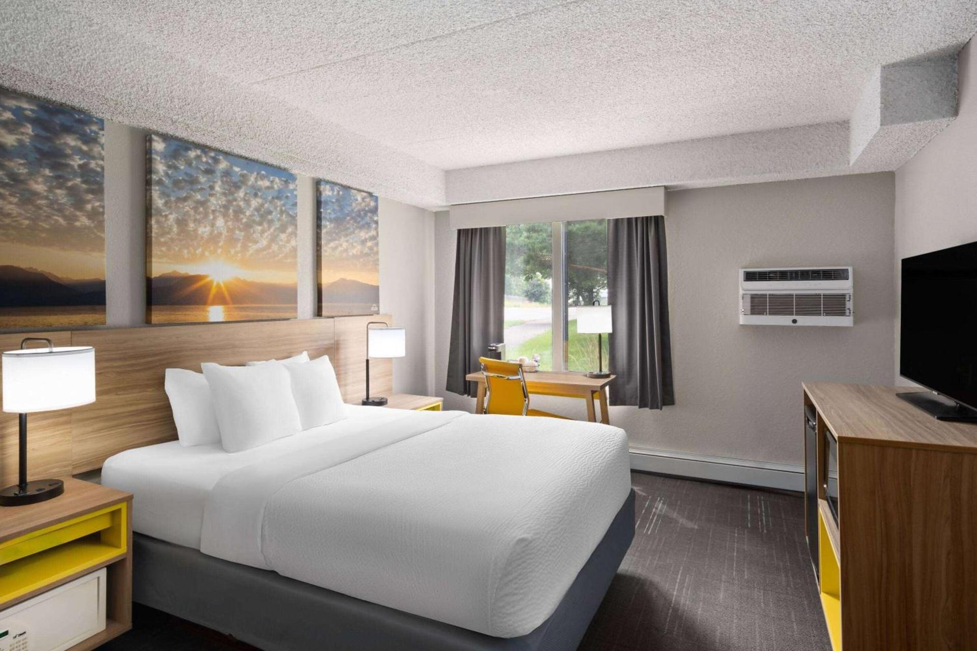 Days Inn & Suites by Wyndham Bozeman photo 13