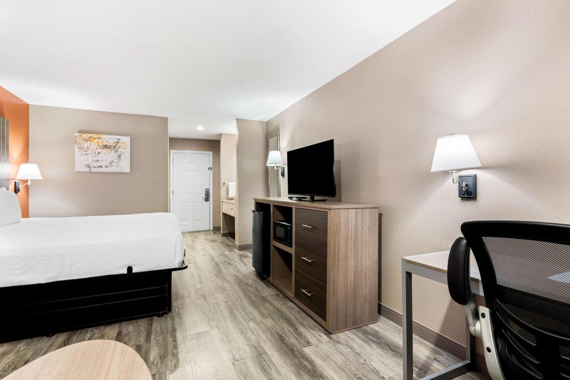 Best Western Gateway Inn photo 25