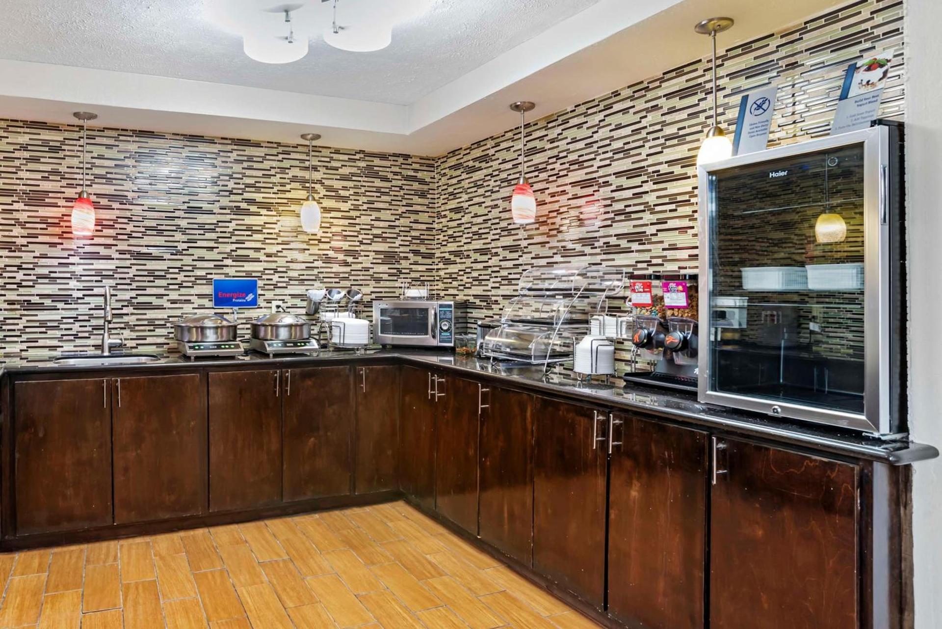 Best Western Canton Inn photo 7