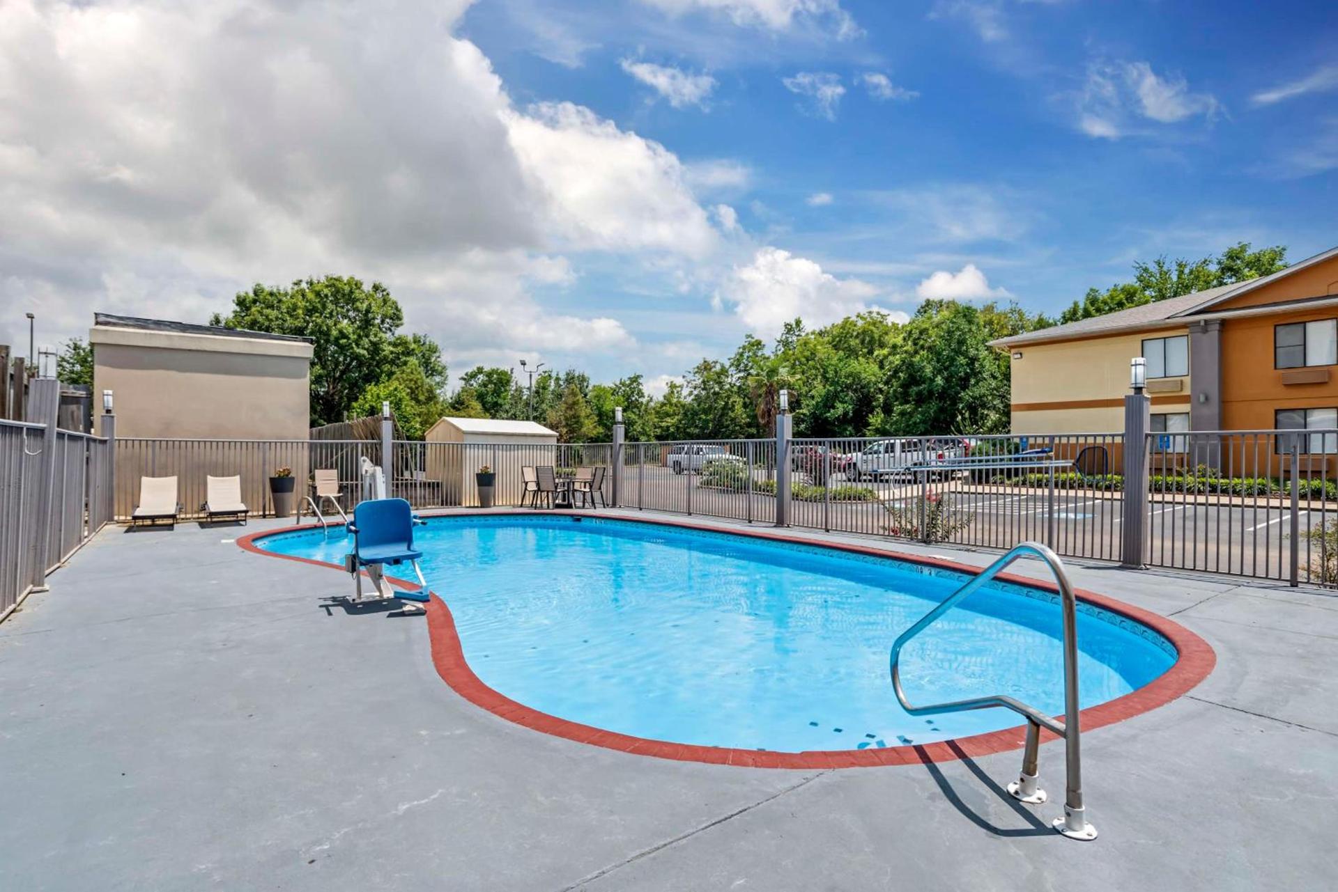 Best Western Canton Inn photo 8
