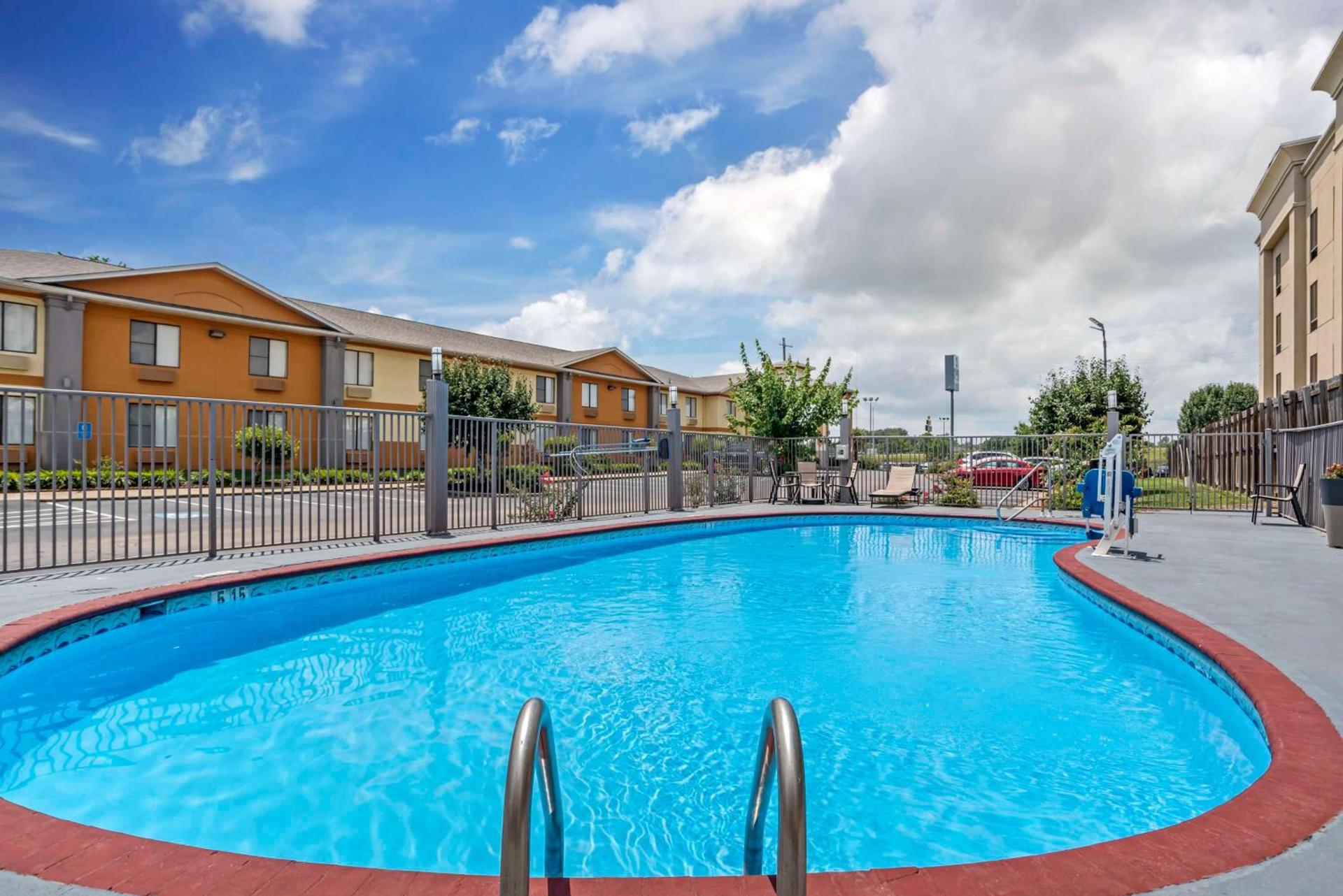 Best Western Canton Inn photo 9