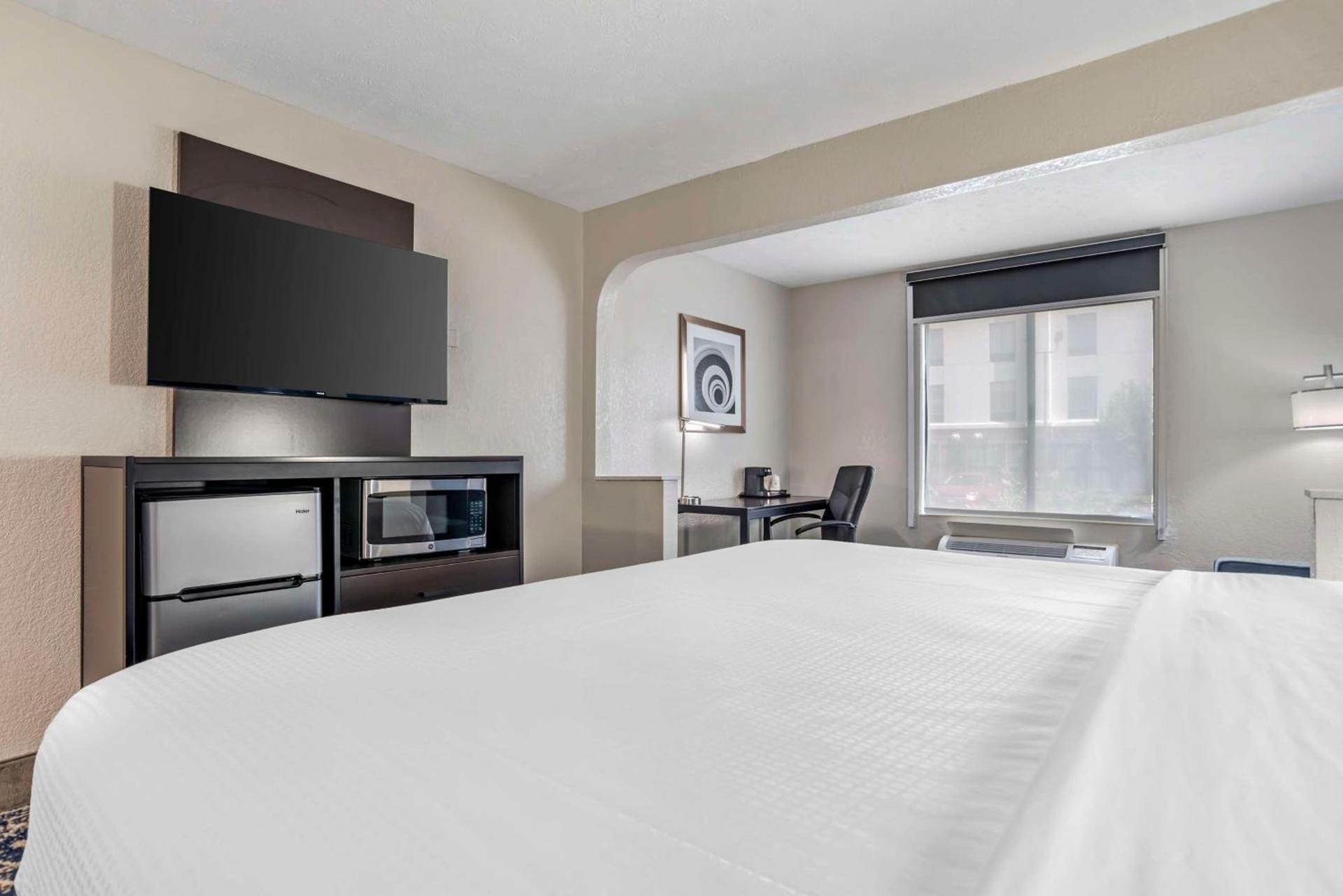 Best Western Canton Inn photo 11