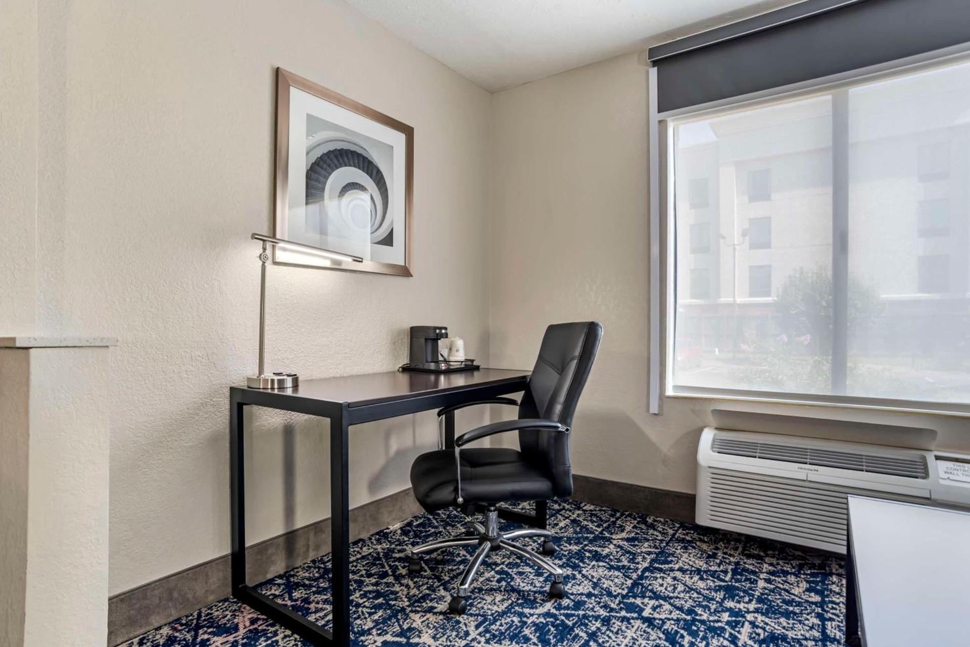 Best Western Canton Inn photo 12