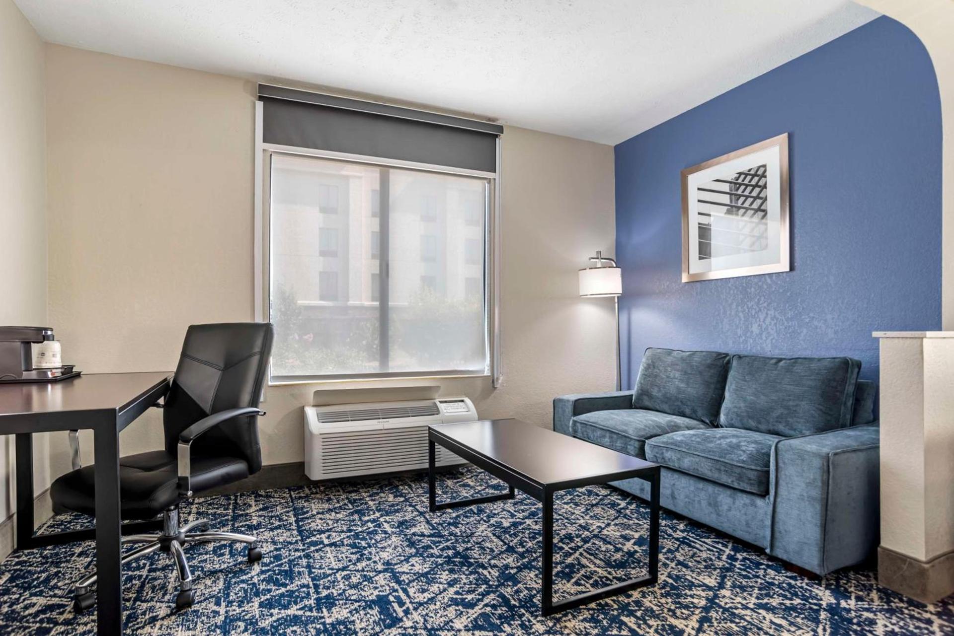 Best Western Canton Inn photo 13