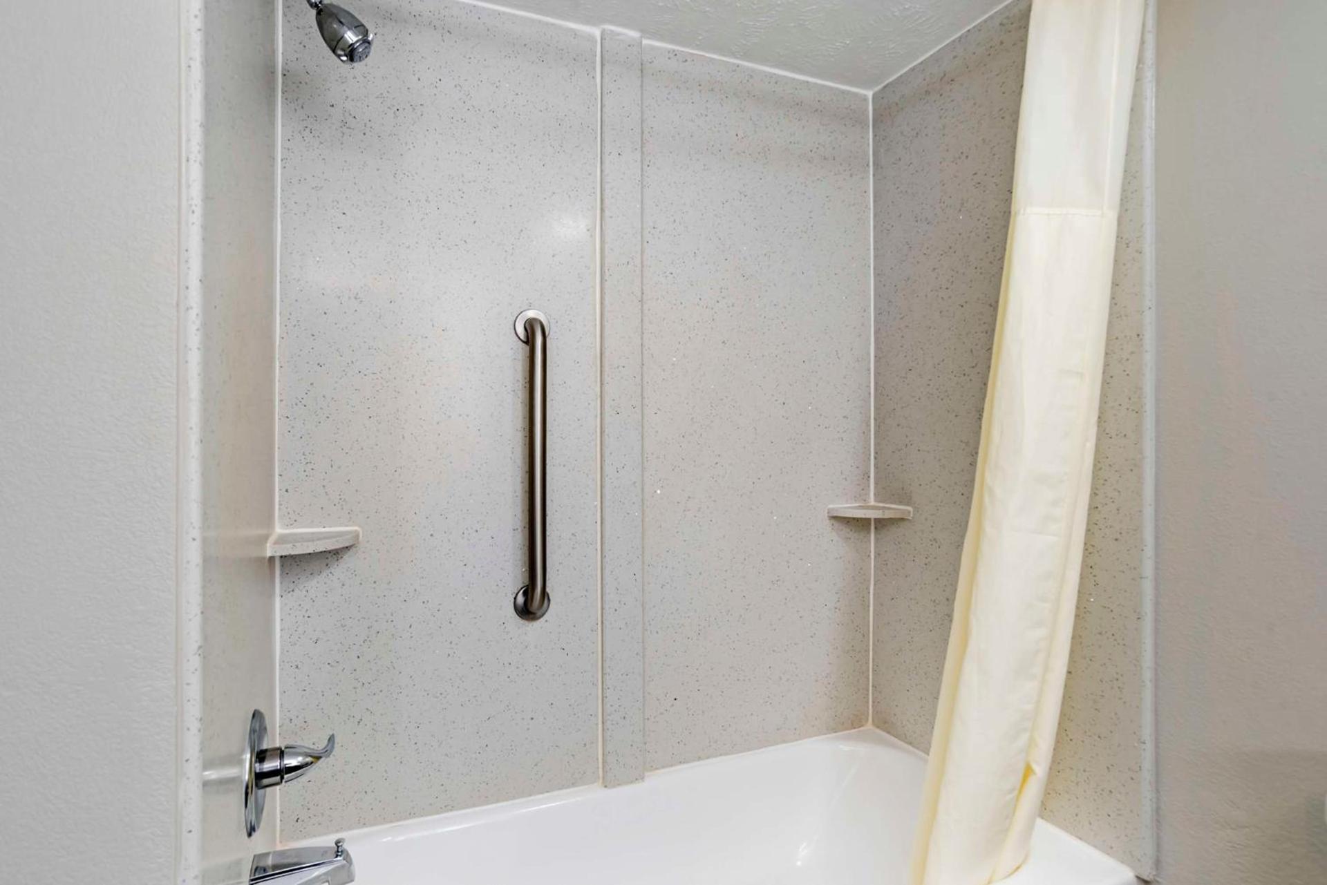 Best Western Canton Inn photo 20