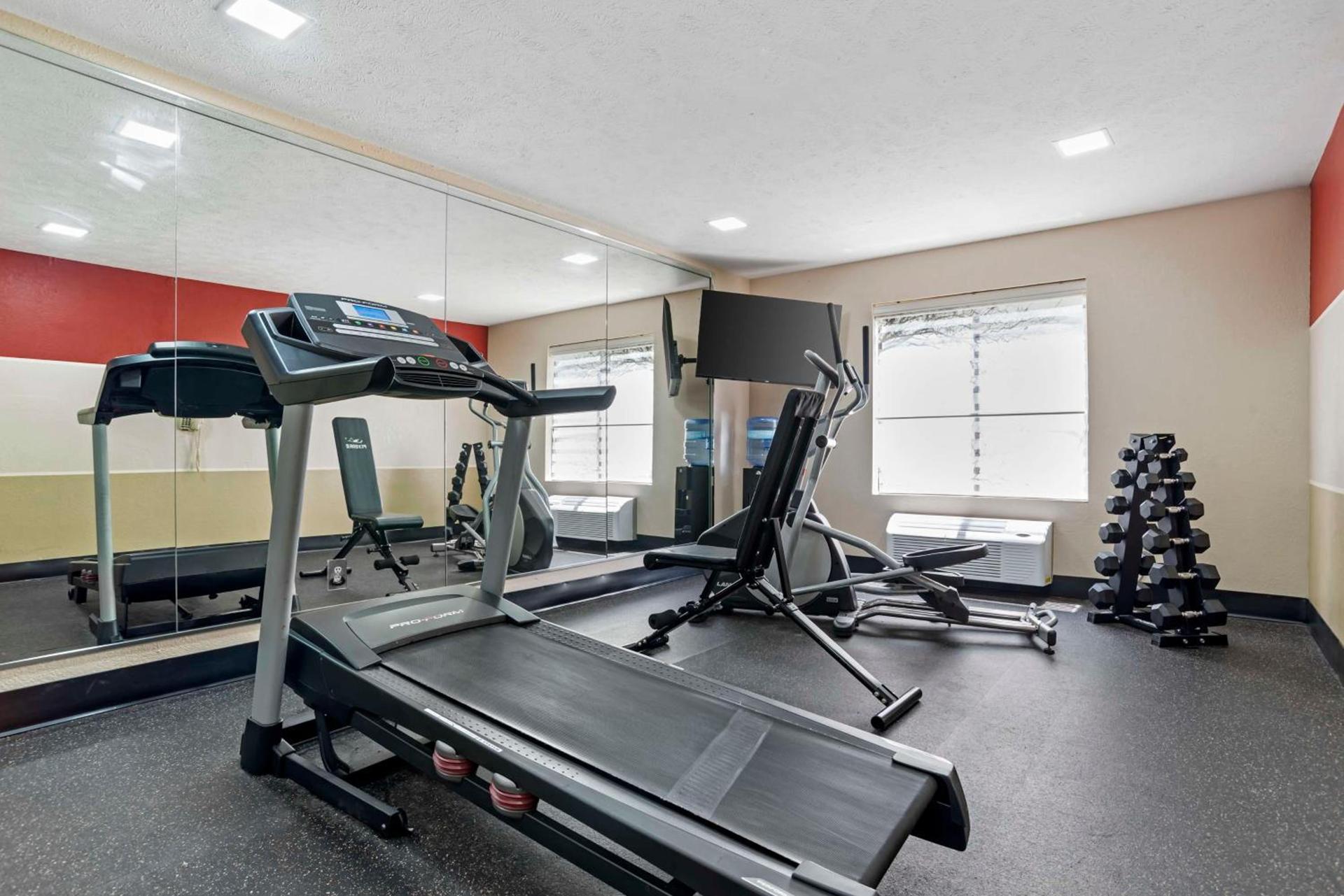 Best Western Canton Inn photo 29