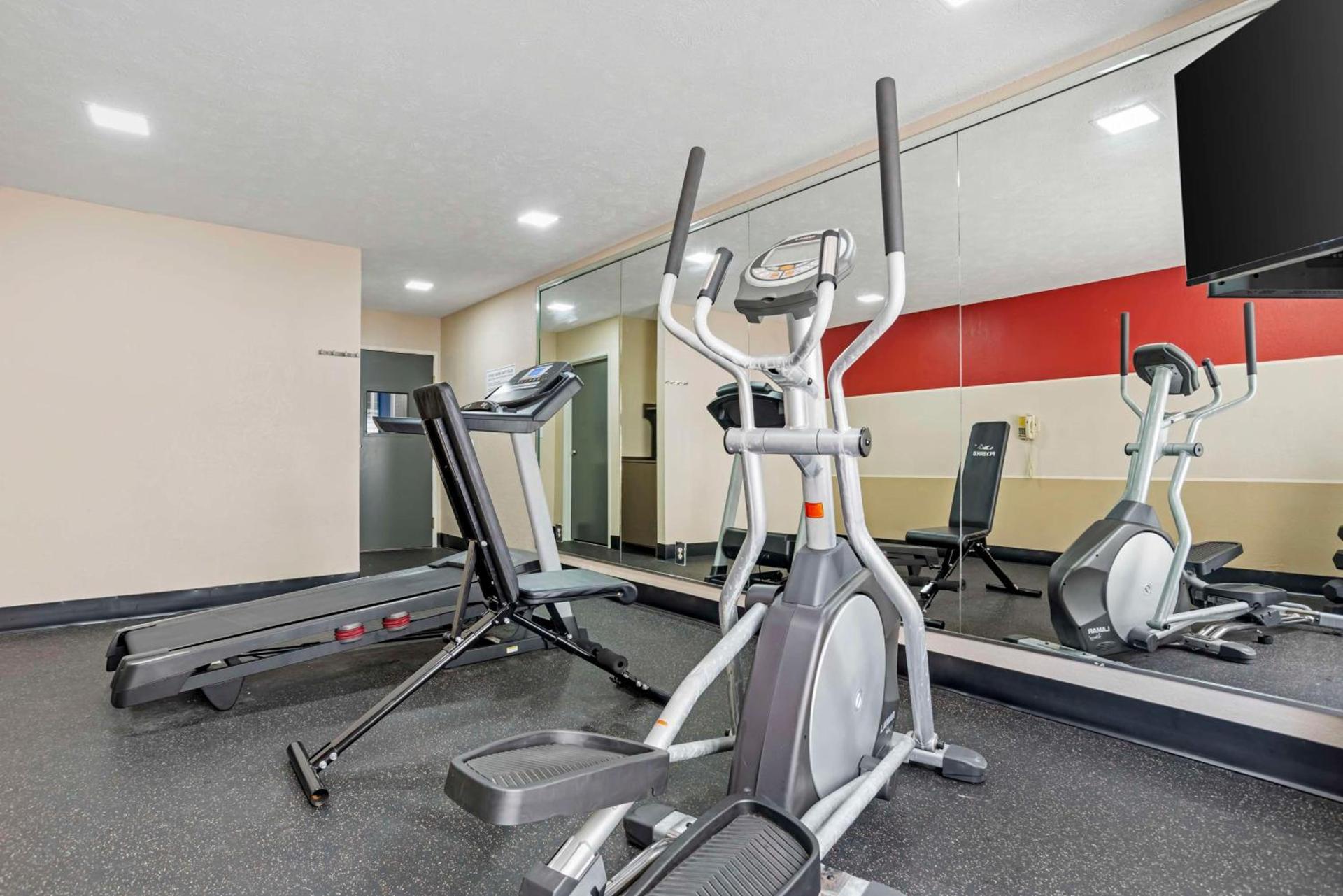 Best Western Canton Inn photo 30