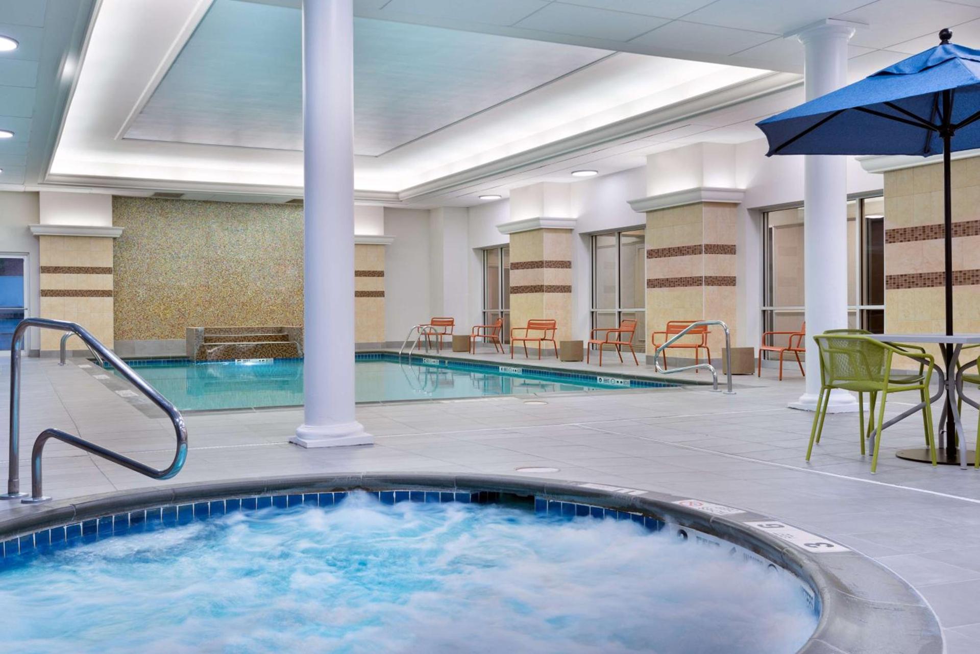 Hampton Inn & Suites Buffalo/Downtown photo 8