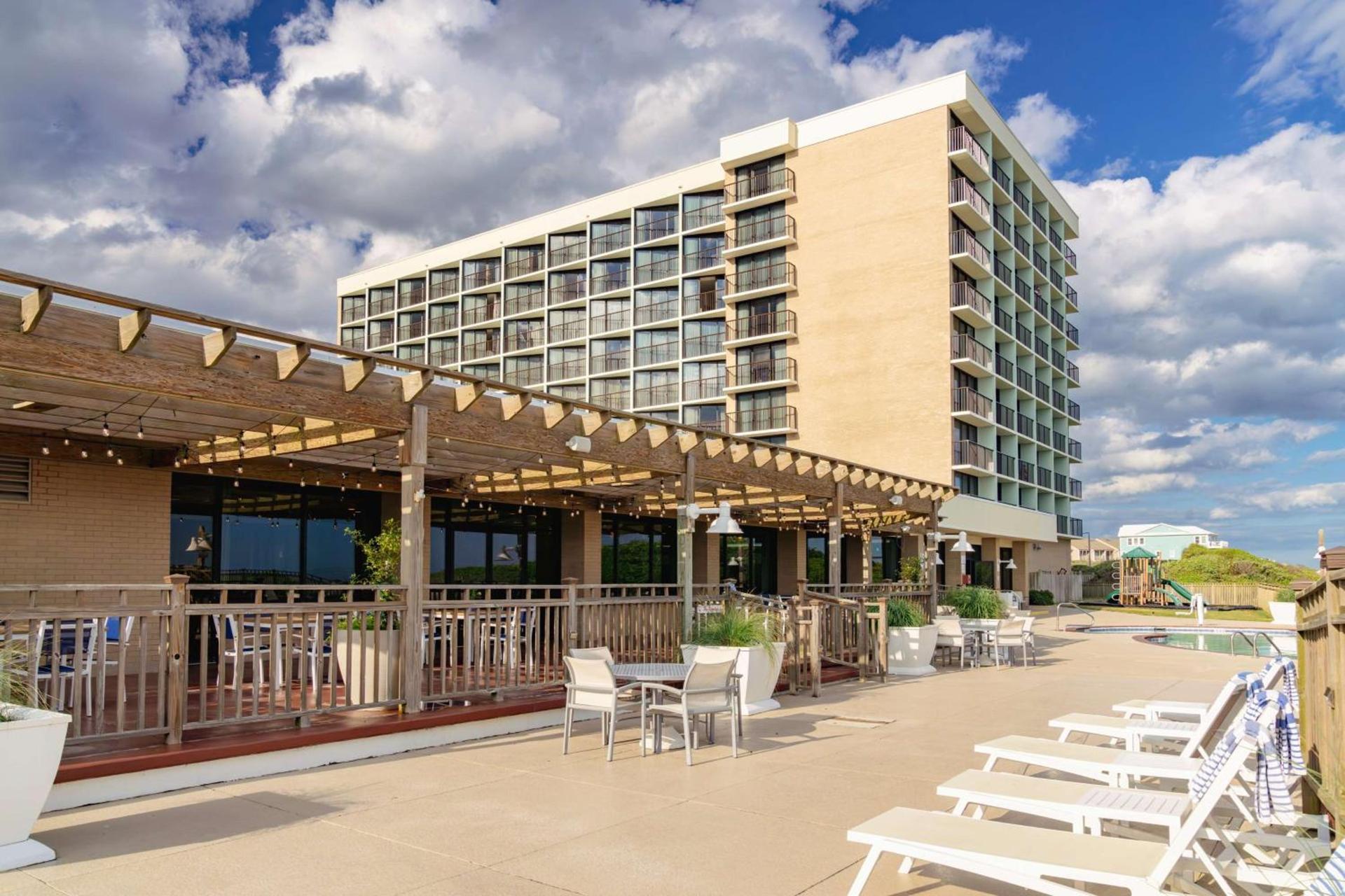DoubleTree by Hilton Atlantic Beach Oceanfront photo 7