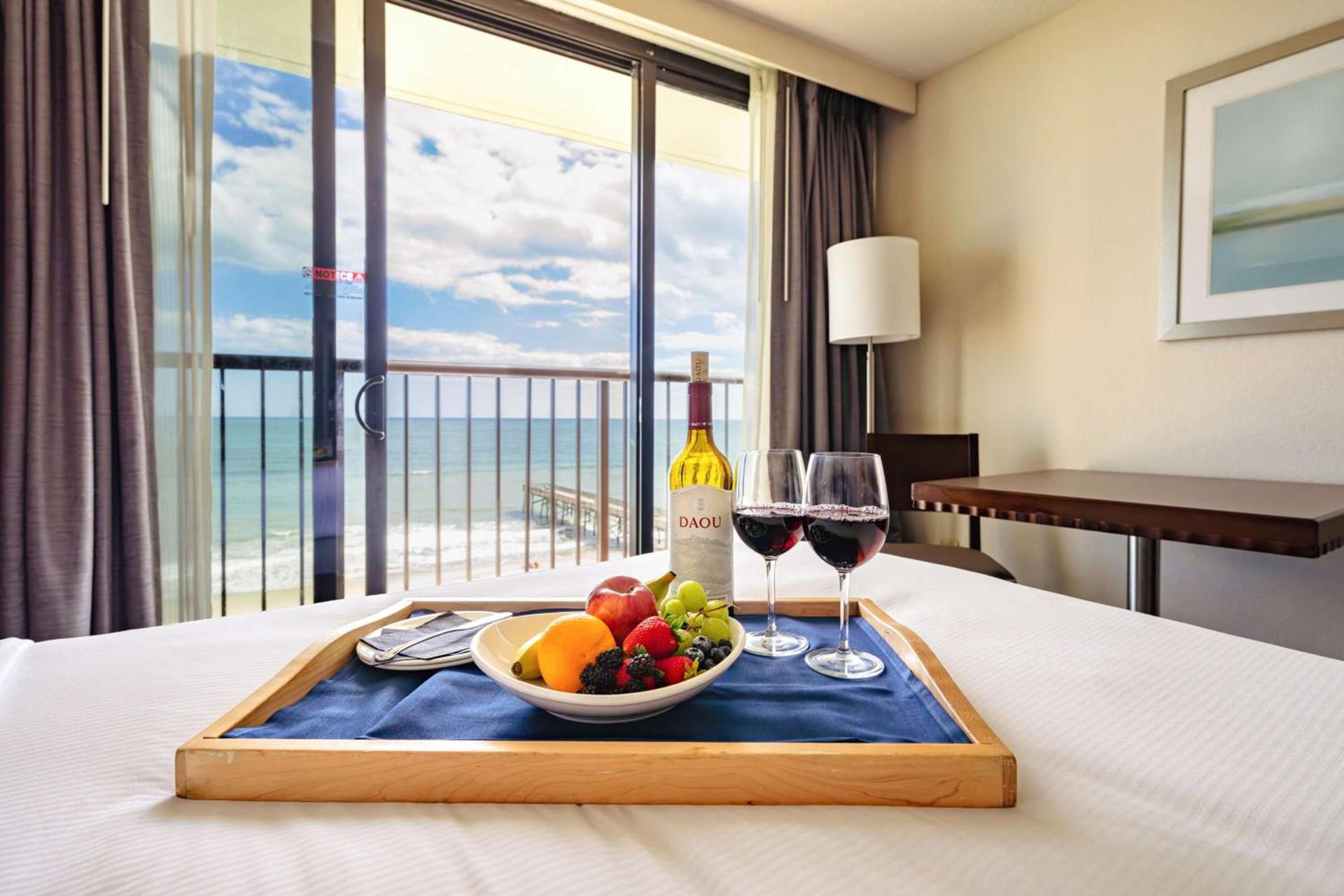 DoubleTree by Hilton Atlantic Beach Oceanfront photo 19