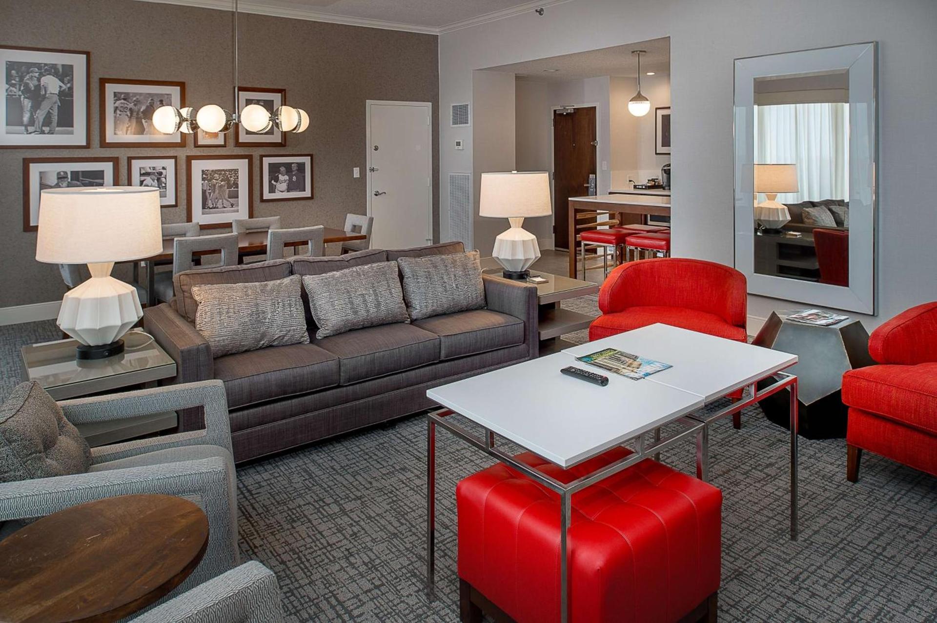 Hilton St. Louis at the Ballpark photo 58