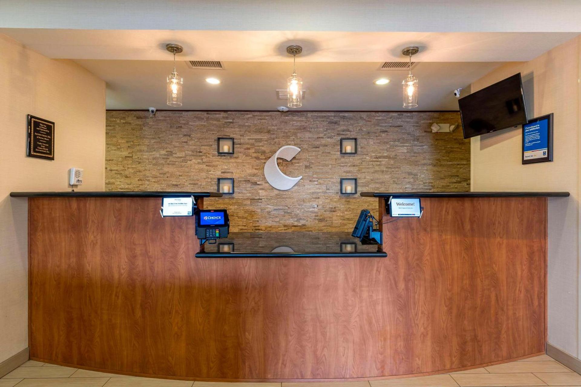 Comfort Inn & Suites Marion I-57 photo 3