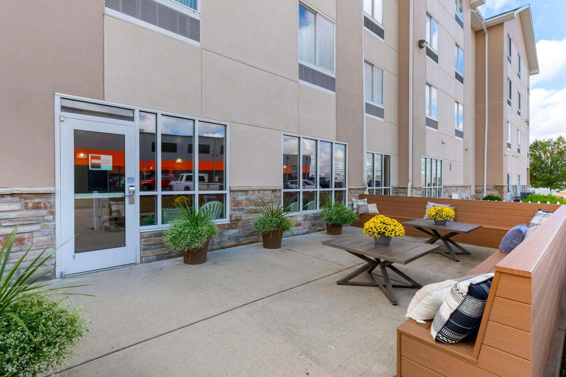 Comfort Inn & Suites Marion I-57 photo 21