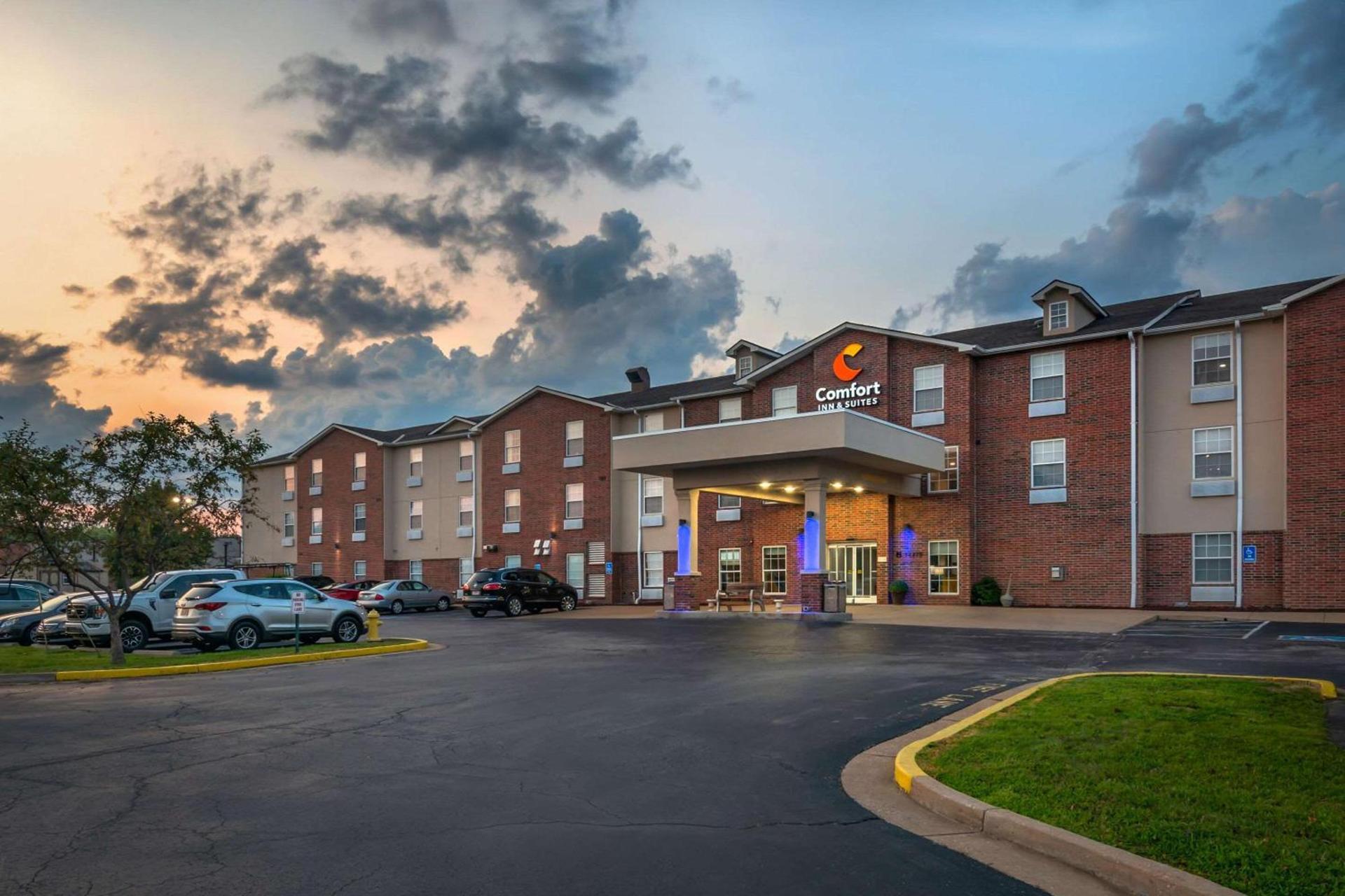 Comfort Inn & Suites Chesterfield - St Louis photo 6