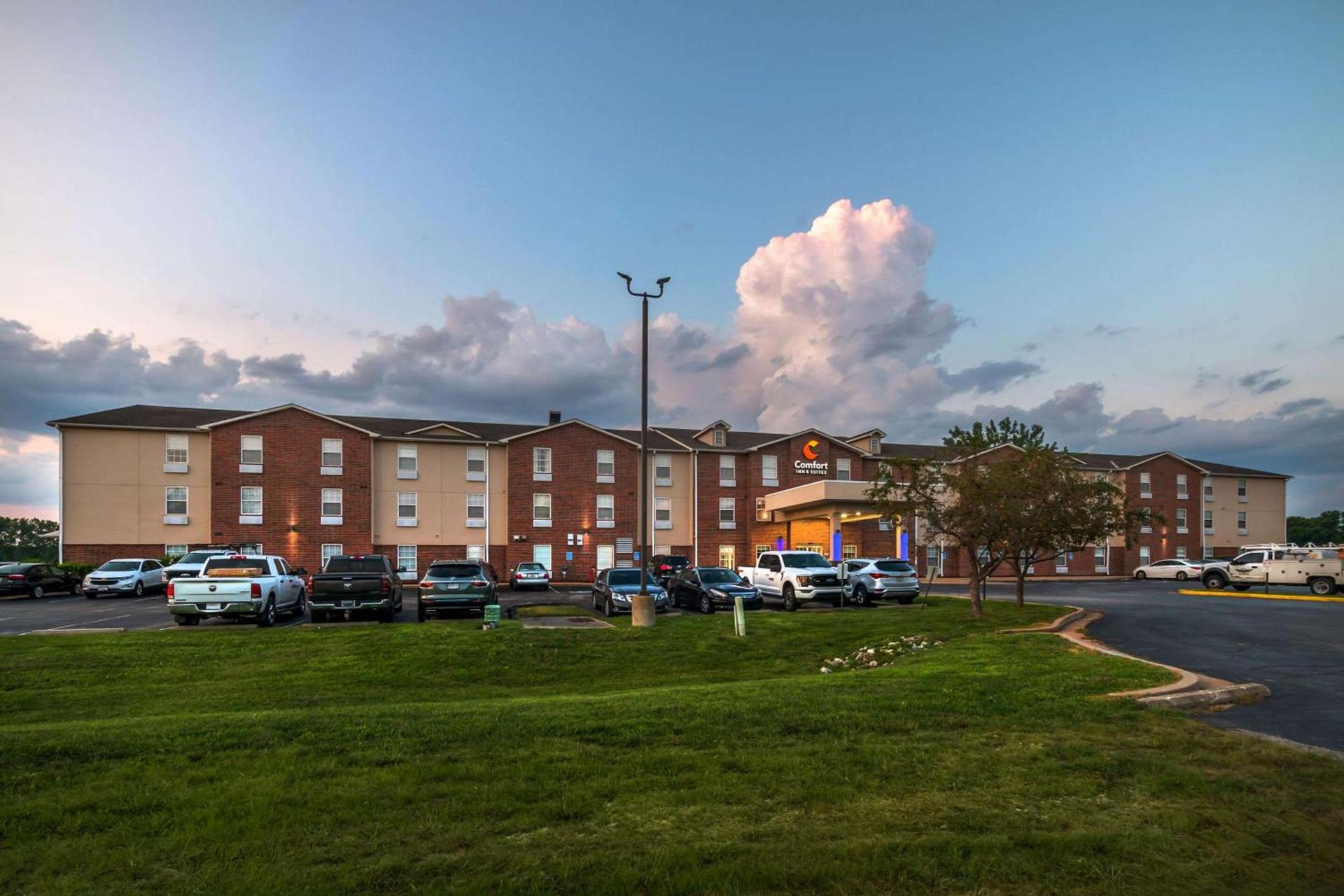Comfort Inn & Suites Chesterfield - St Louis photo 7