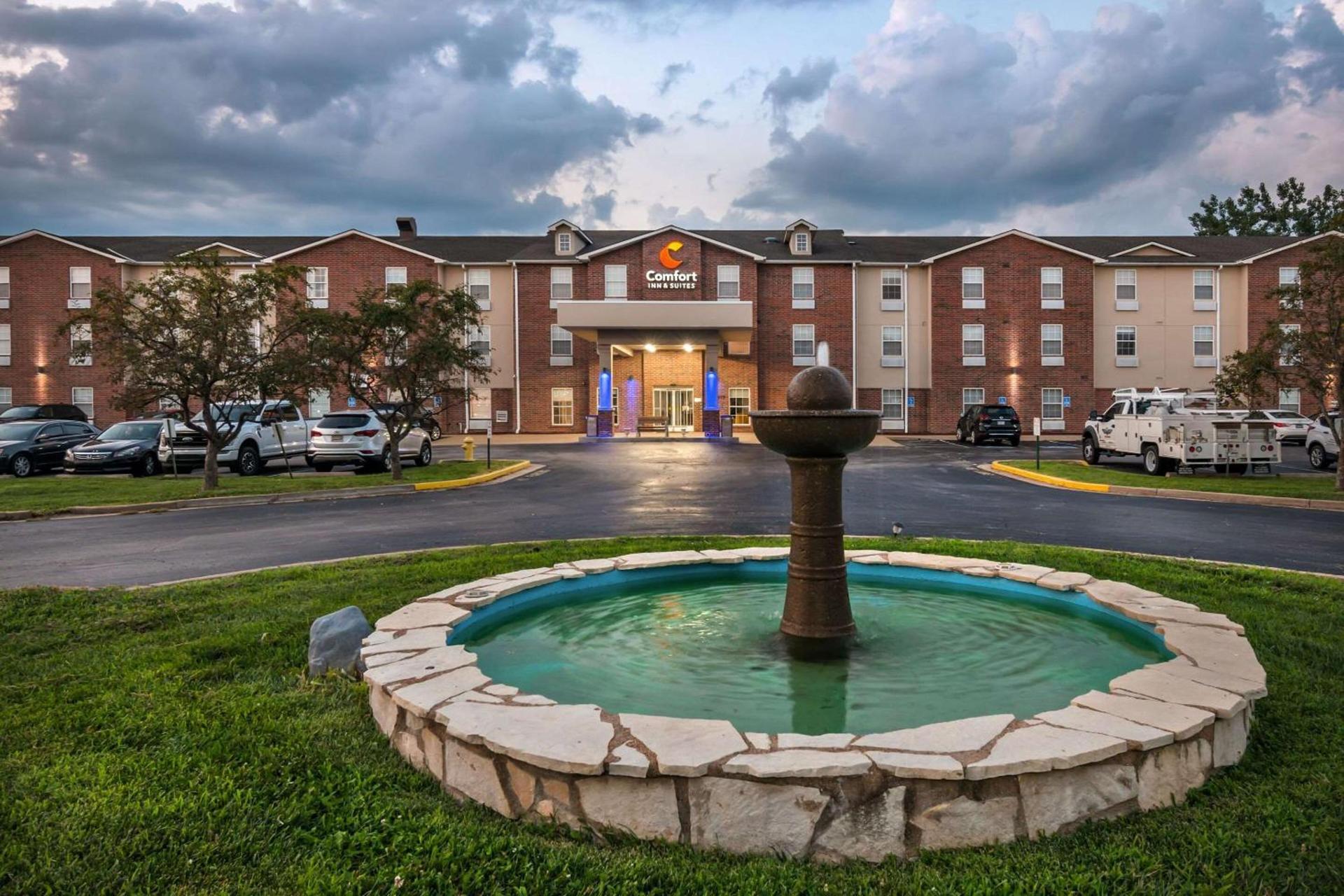 Comfort Inn & Suites Chesterfield - St Louis photo 8