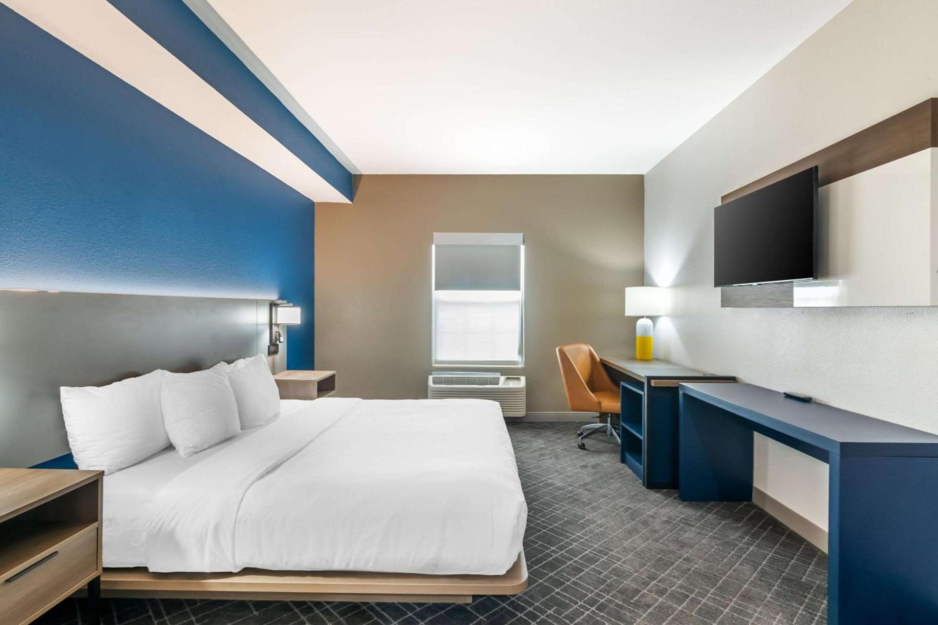 Comfort Inn & Suites Chesterfield - St Louis photo 14