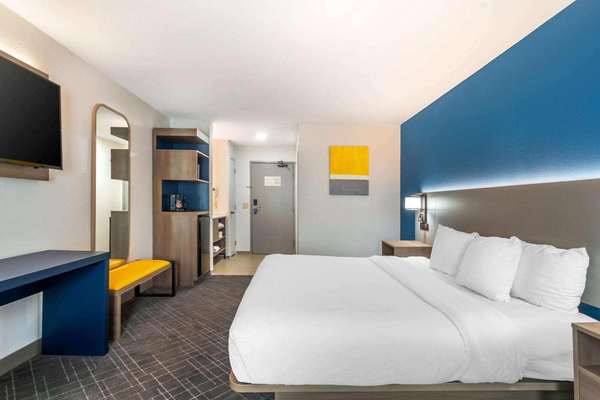 Comfort Inn & Suites Chesterfield - St Louis photo 18
