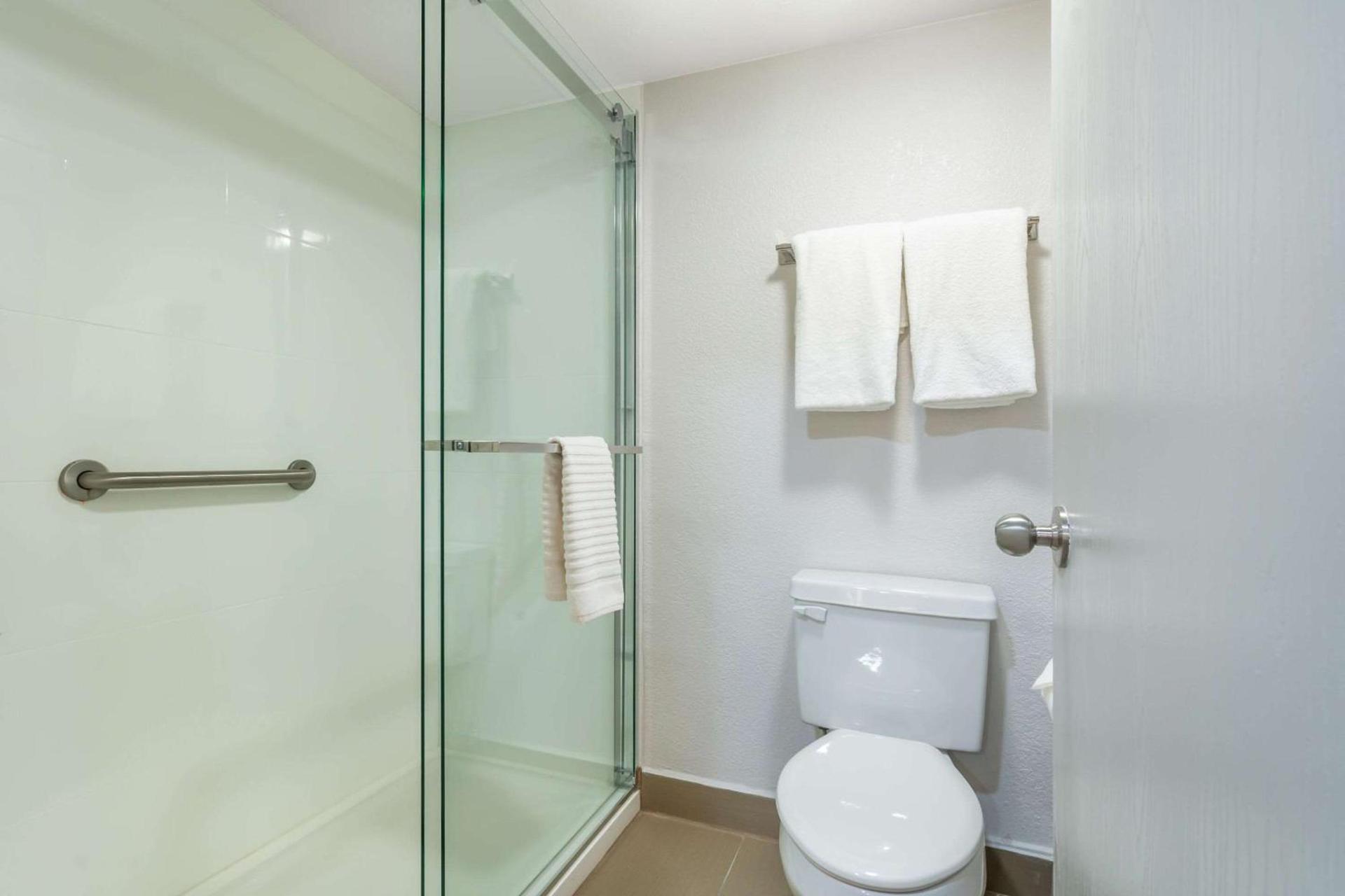 Comfort Inn & Suites Chesterfield - St Louis photo 23
