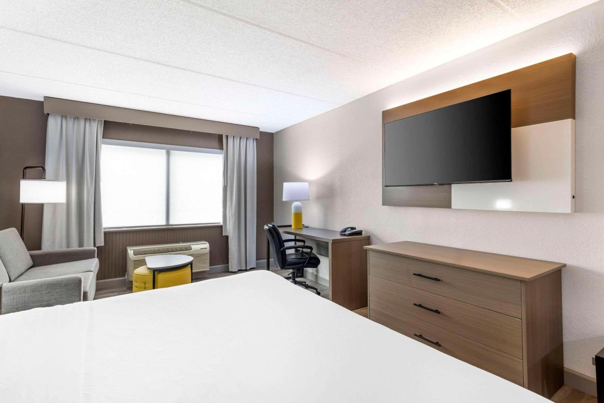 Comfort Inn Alpharetta-Atlanta North photo 14