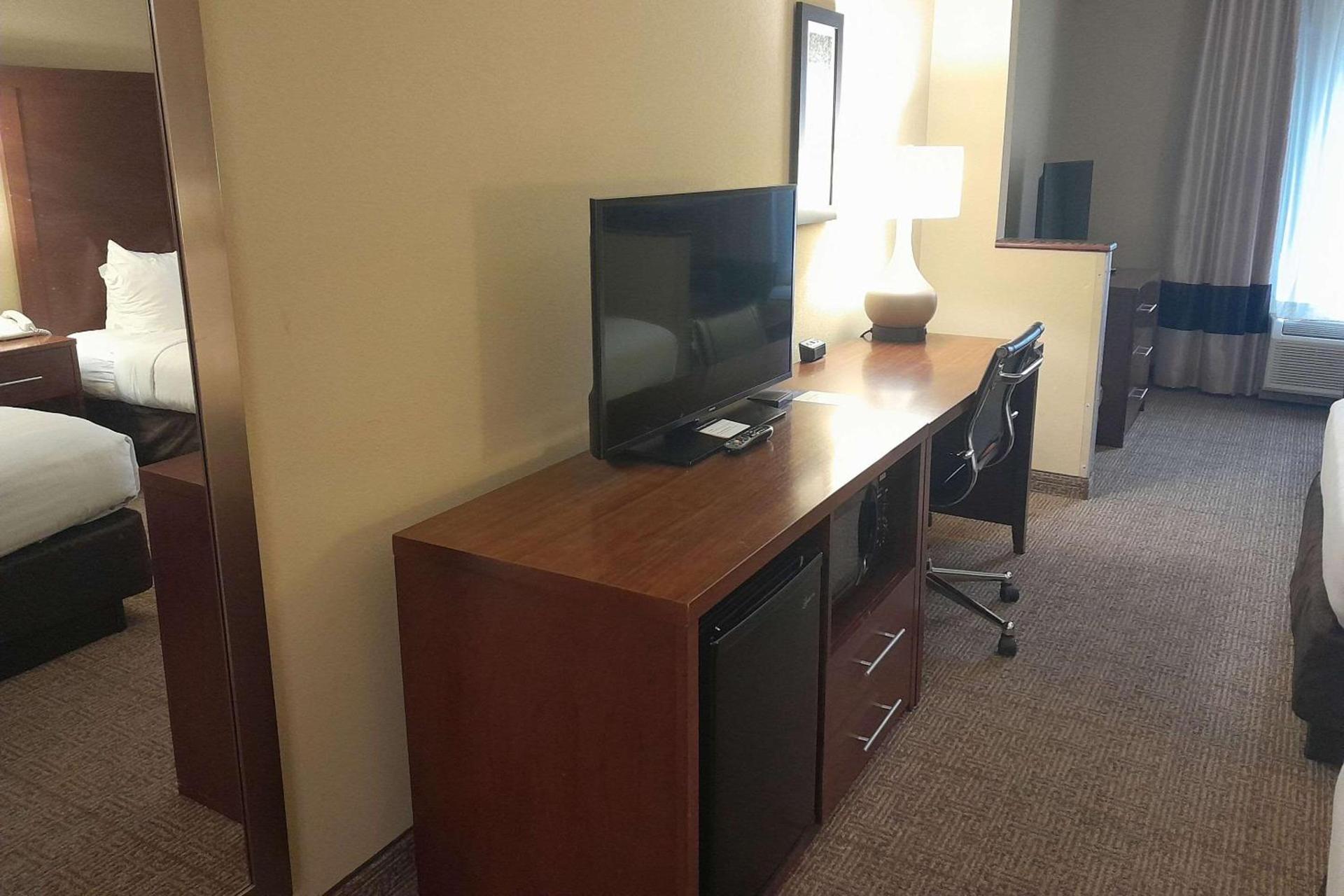 Comfort Inn Duncansville - Altoona photo 5