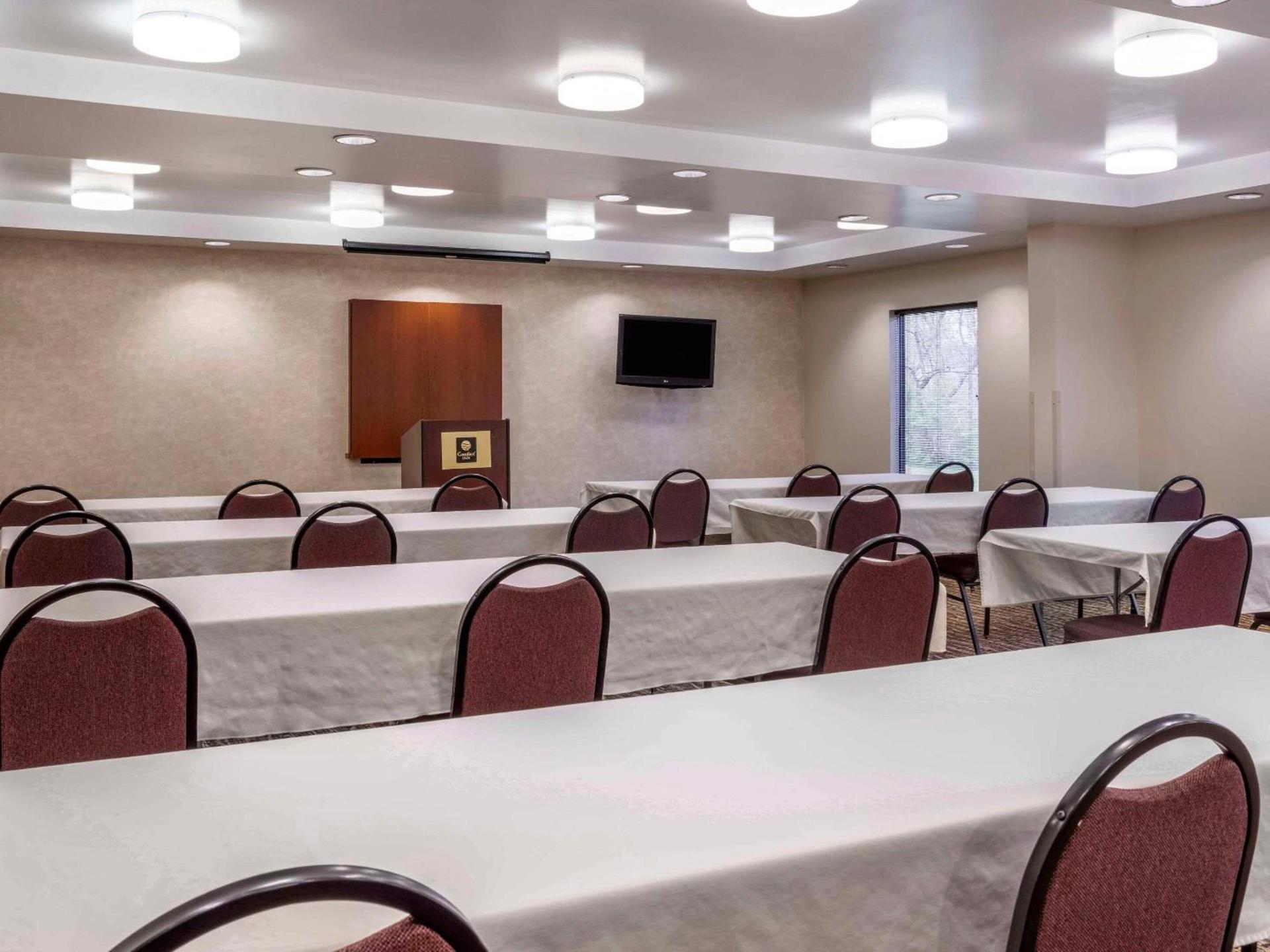 Comfort Inn Duncansville - Altoona photo 13