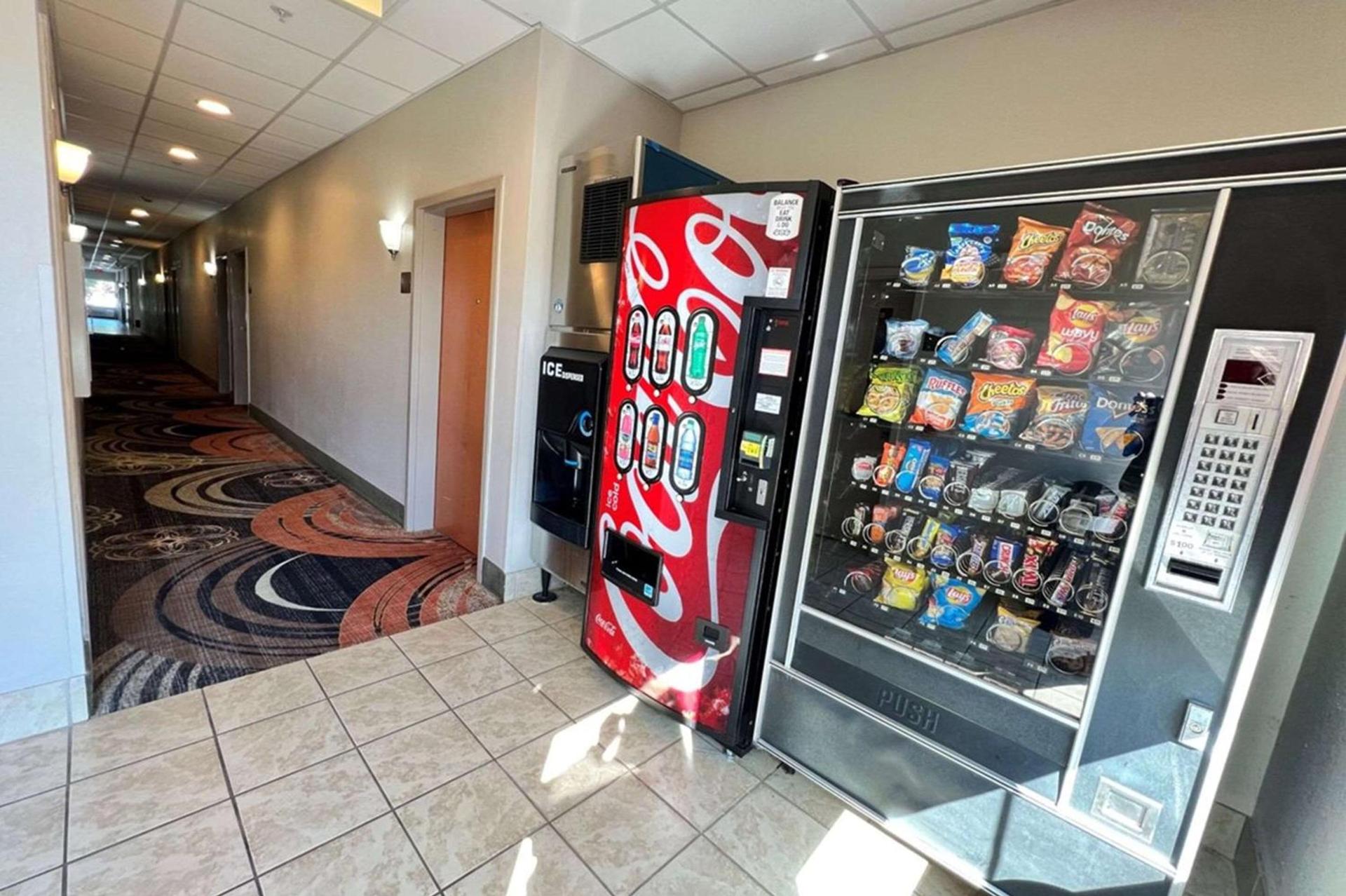 Econo Lodge Augusta West near Fort Gordon photo 29