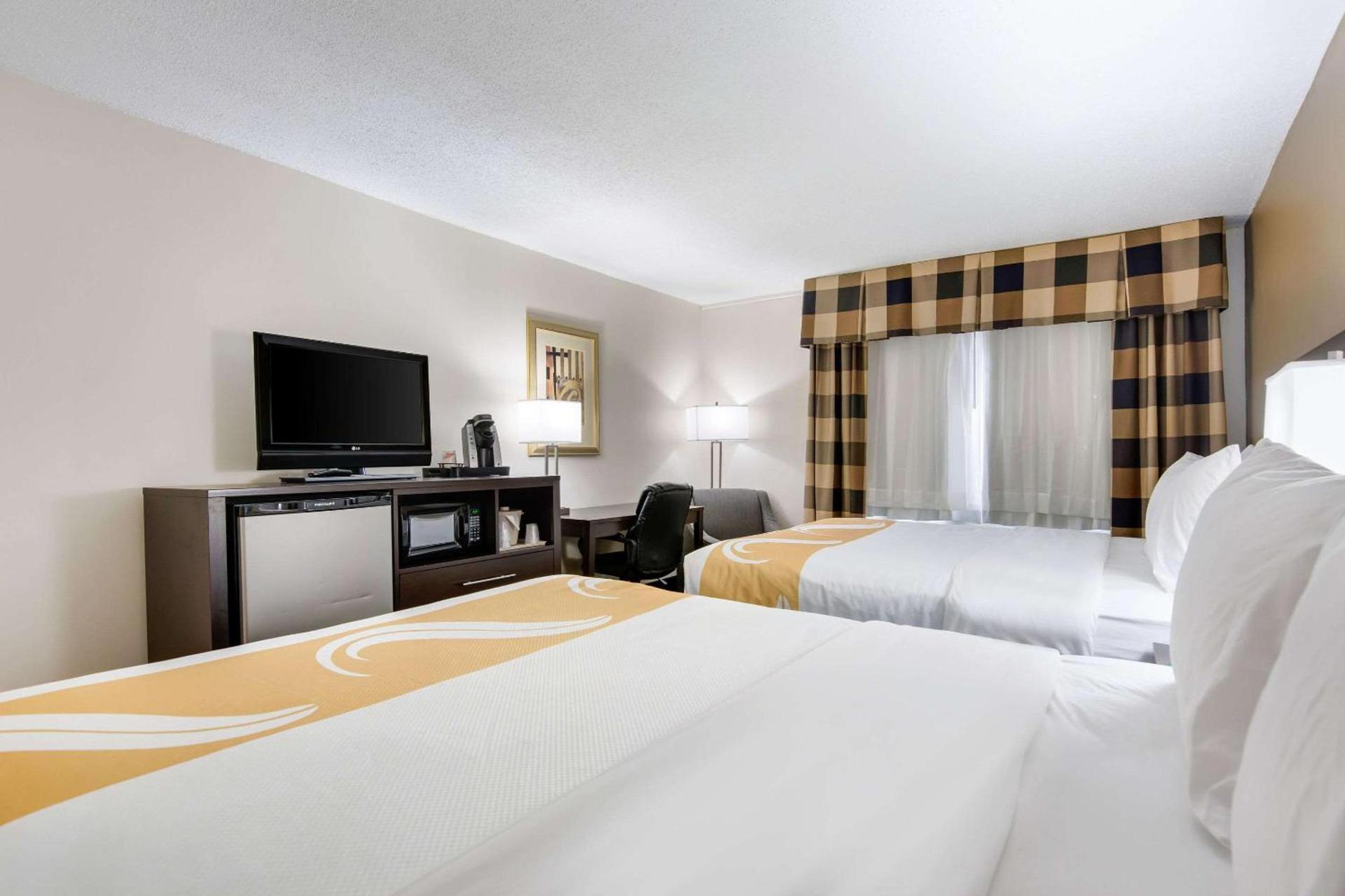 Quality Inn Oneonta Cooperstown Area photo 13