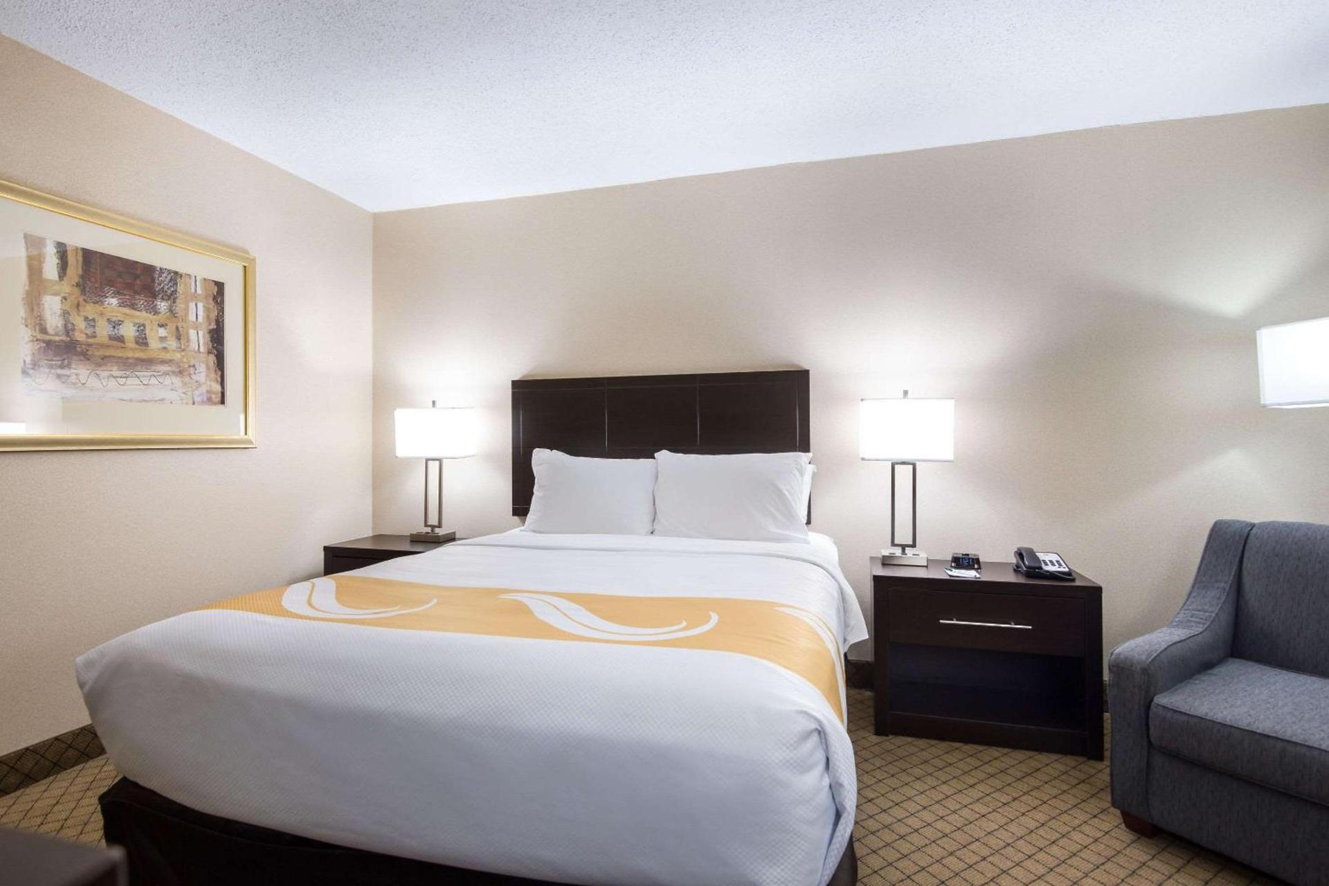 Quality Inn Oneonta Cooperstown Area photo 14