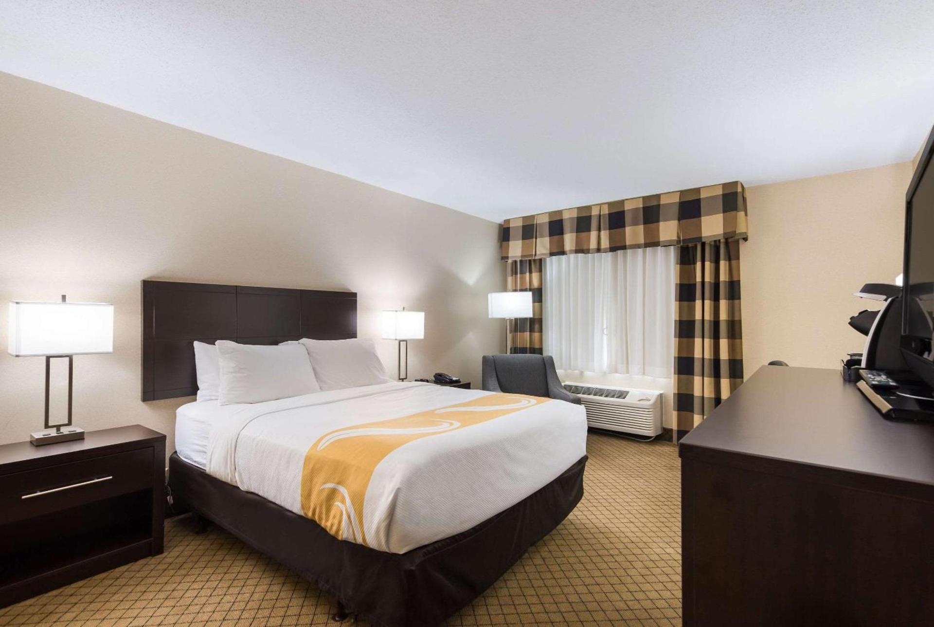 Quality Inn Oneonta Cooperstown Area photo 19