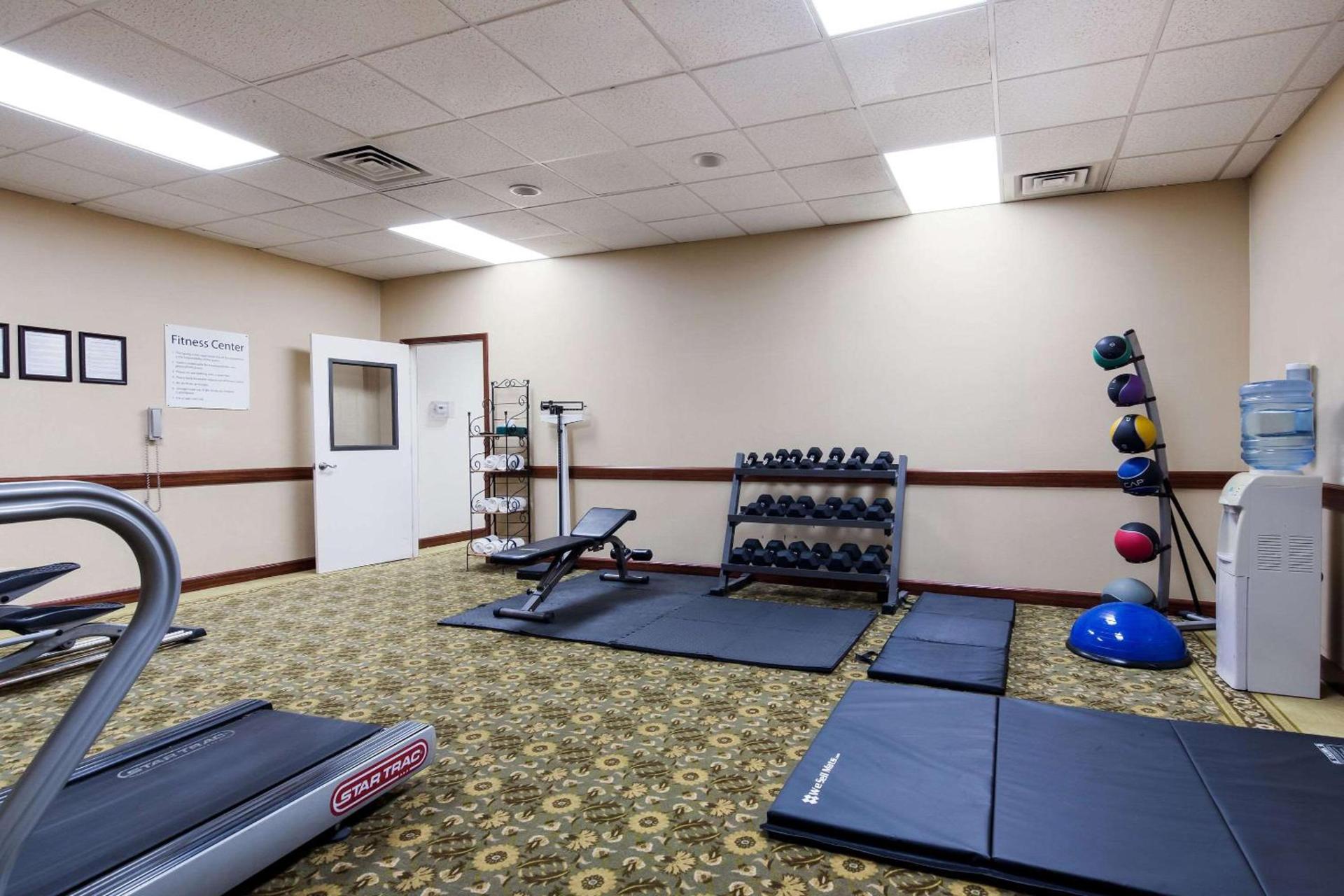 Quality Inn Oneonta Cooperstown Area photo 24
