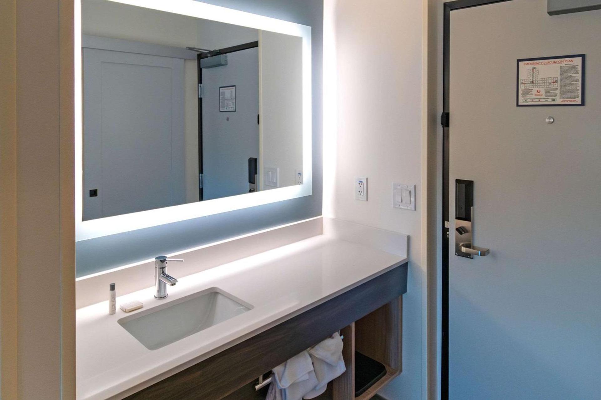 The Ellsworth Hotel, an Ascend Collection Hotel photo 27