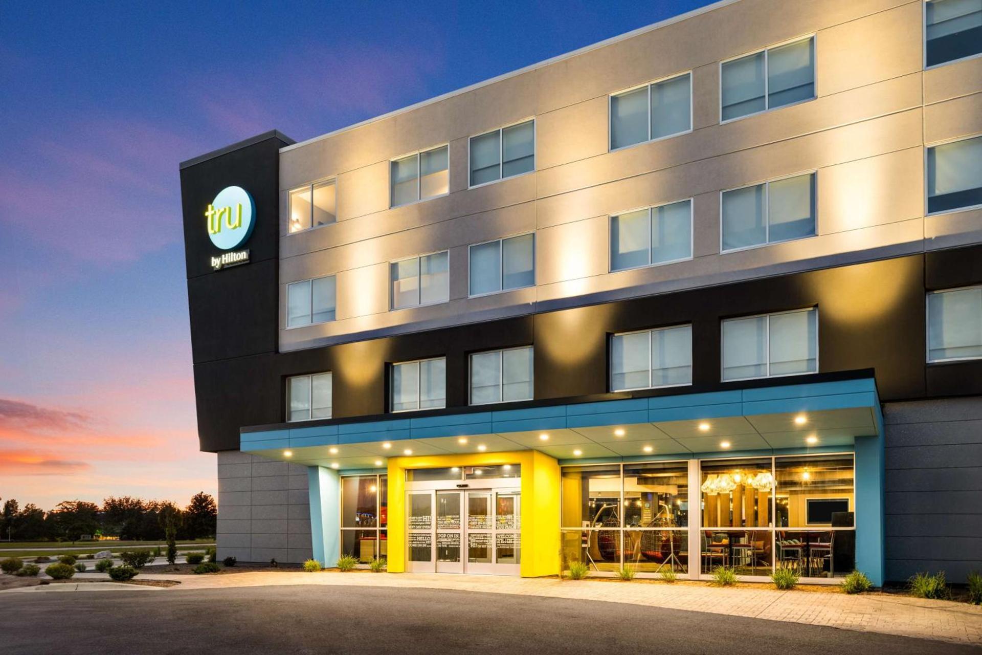 Tru By Hilton Wisconsin Dells photo 2