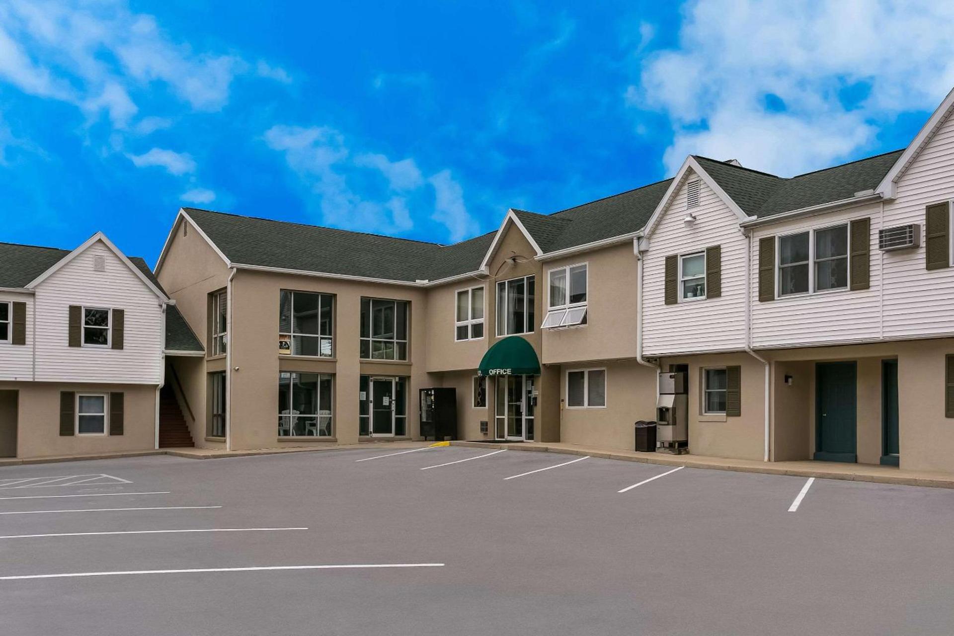 Rodeway Inn & Suites Hershey Chocolate Avenue photo 4