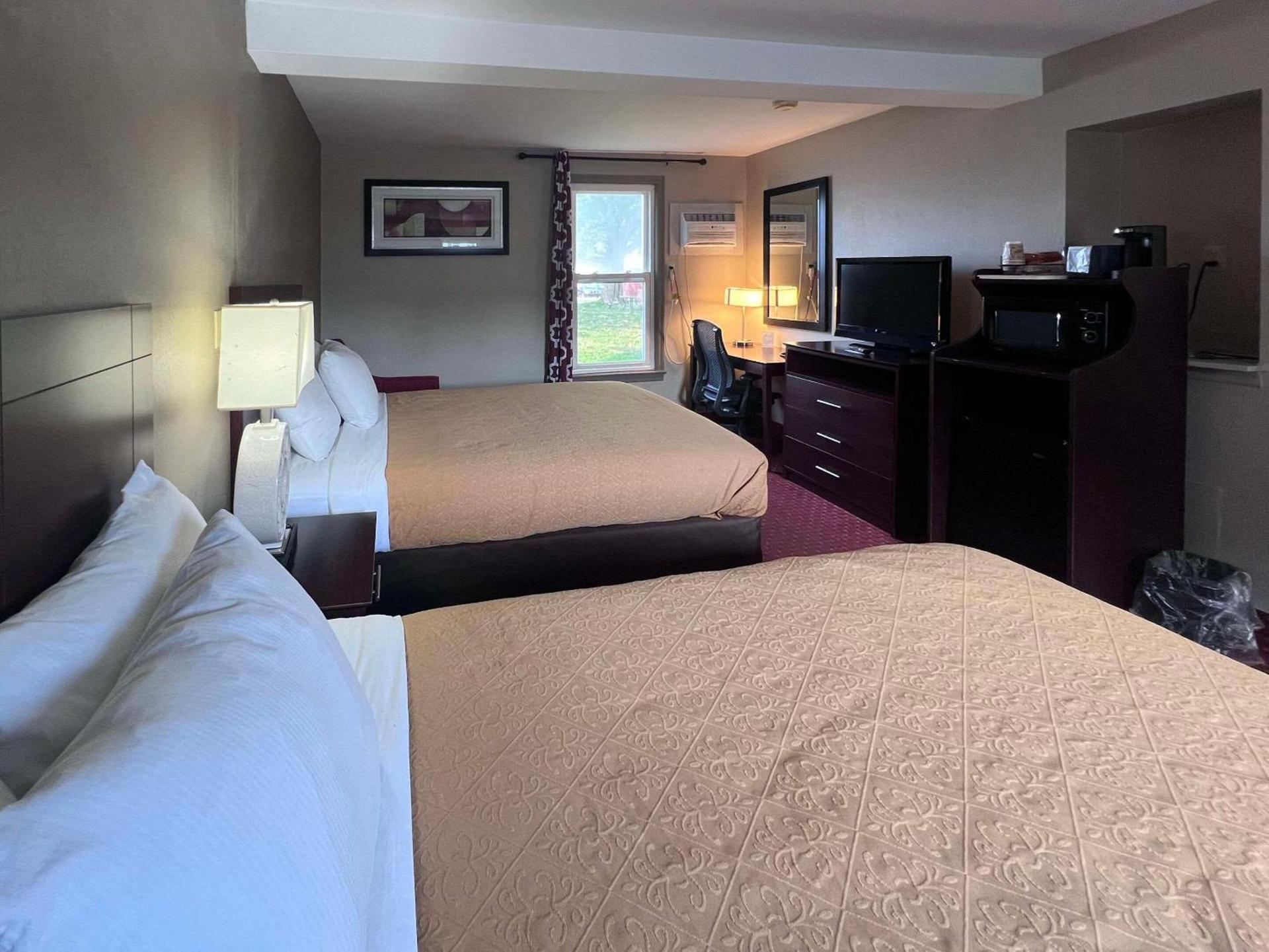 Rodeway Inn & Suites Hershey Chocolate Avenue photo 12