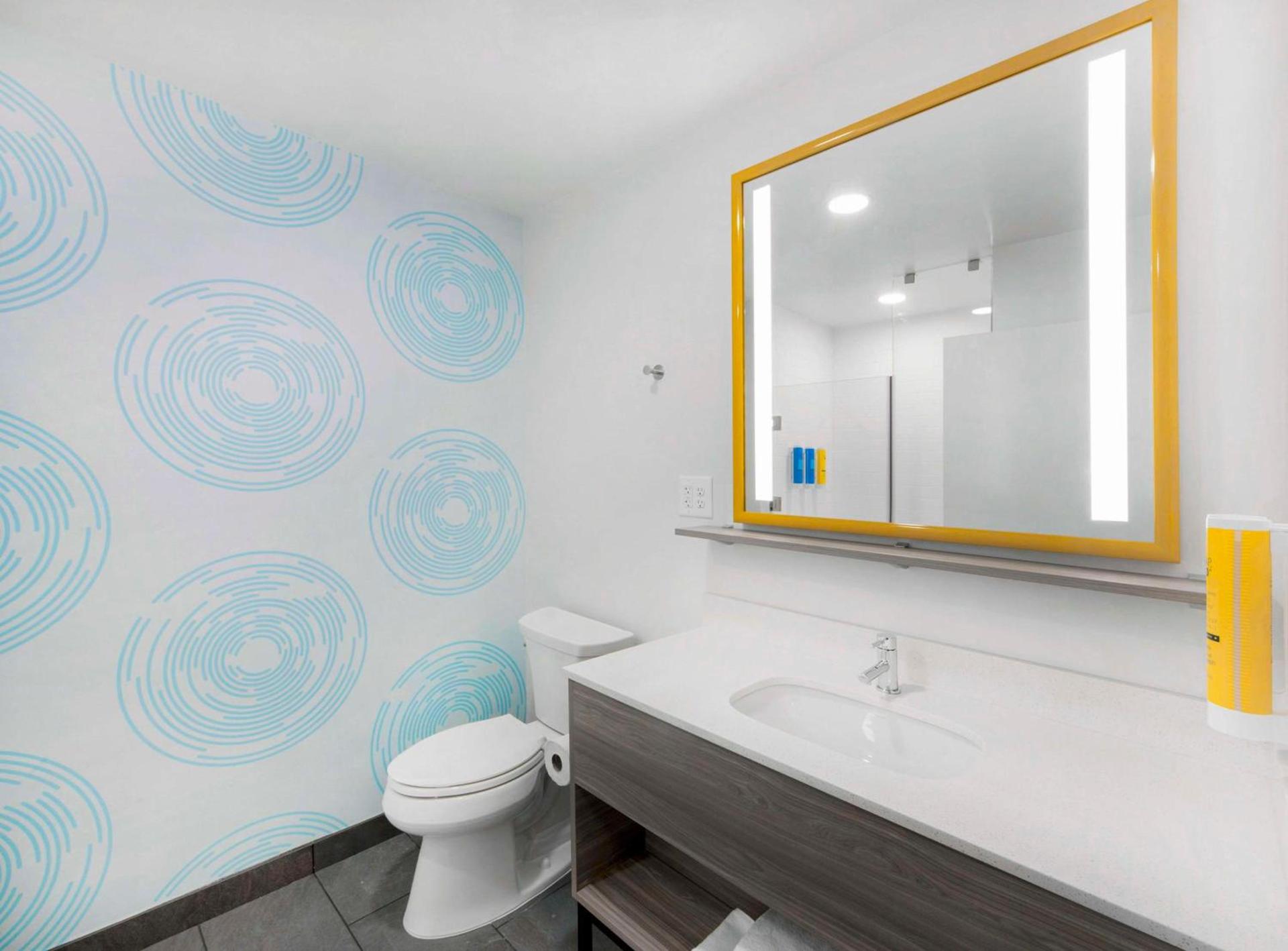 Tru by Hilton Wilmington Wrightsville Beach photo 17
