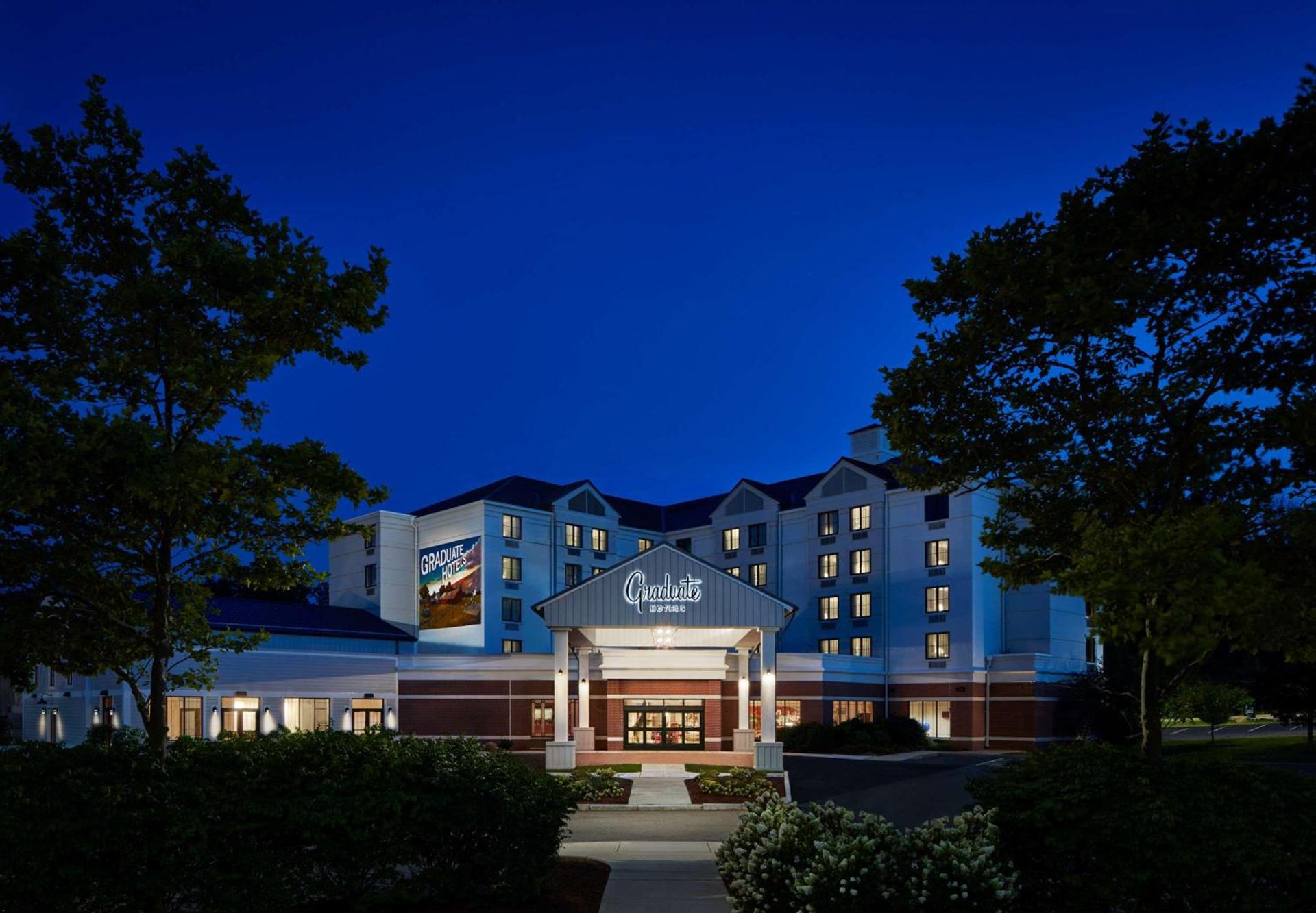 Graduate by Hilton Storrs photo 8