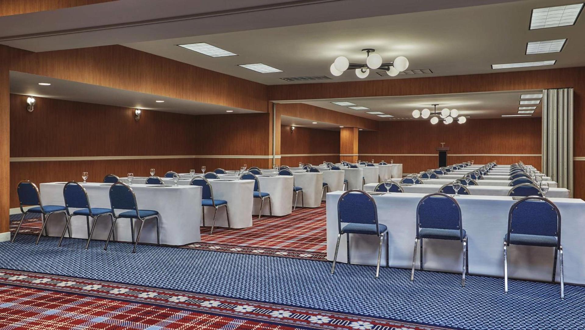 Graduate by Hilton Lincoln photo 61