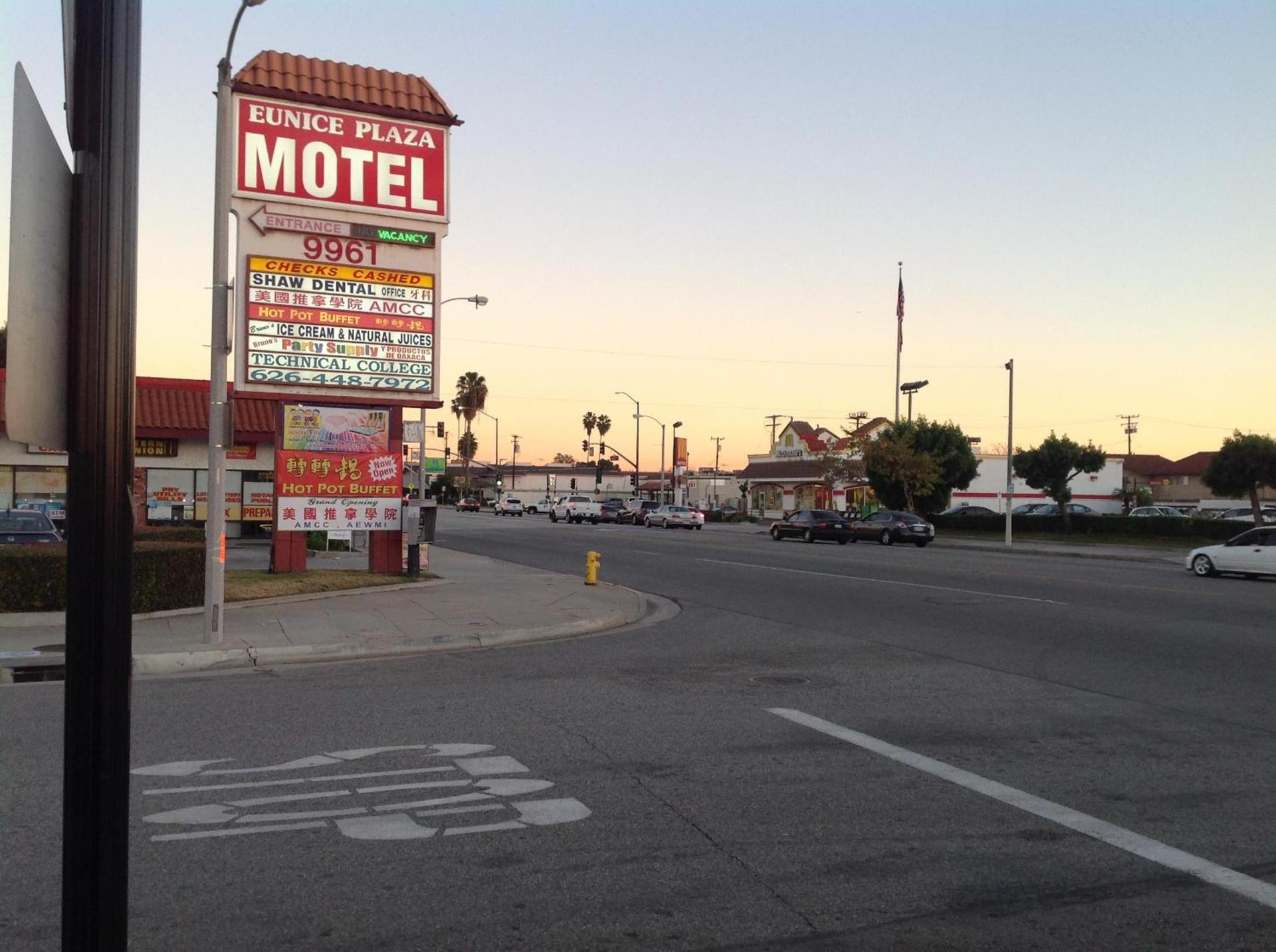 Eunice Plaza Motel photo 34