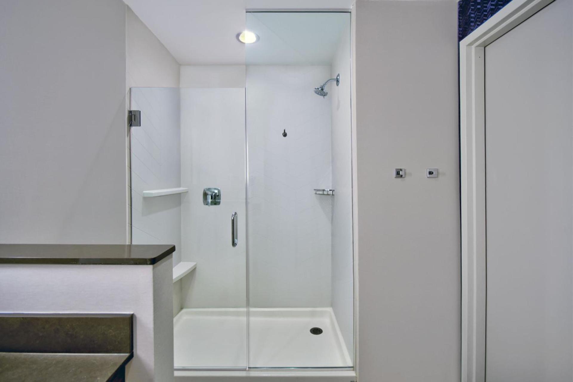 Fairfield by Marriott Inn & Suites Orlando at FLAMINGO CROSSINGS® Town Center photo 16