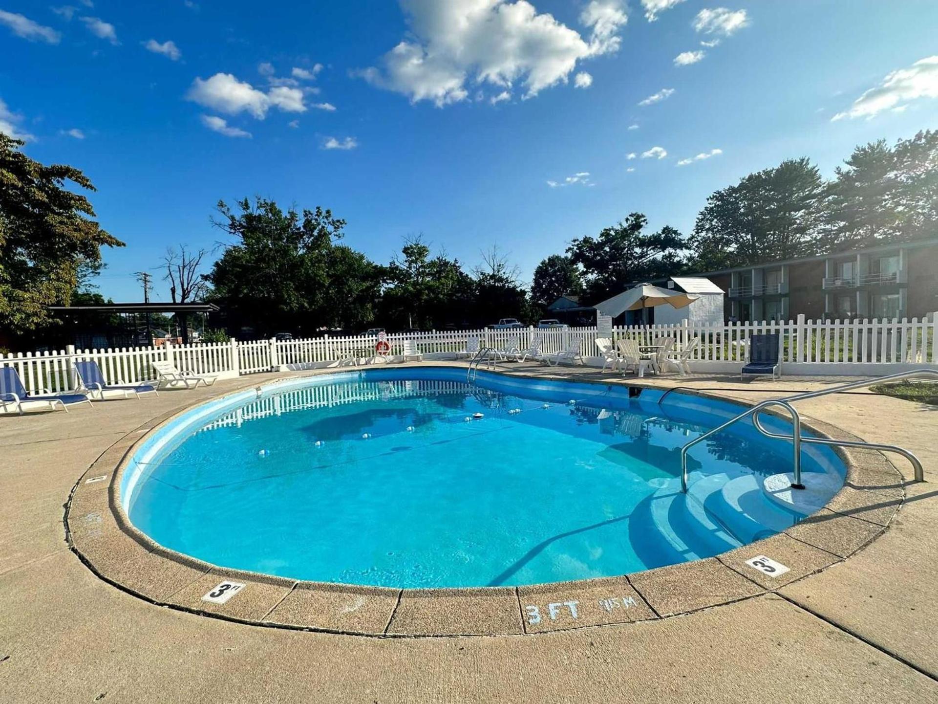 Inn at Lebanon - Hershey & Manheim area photo 62
