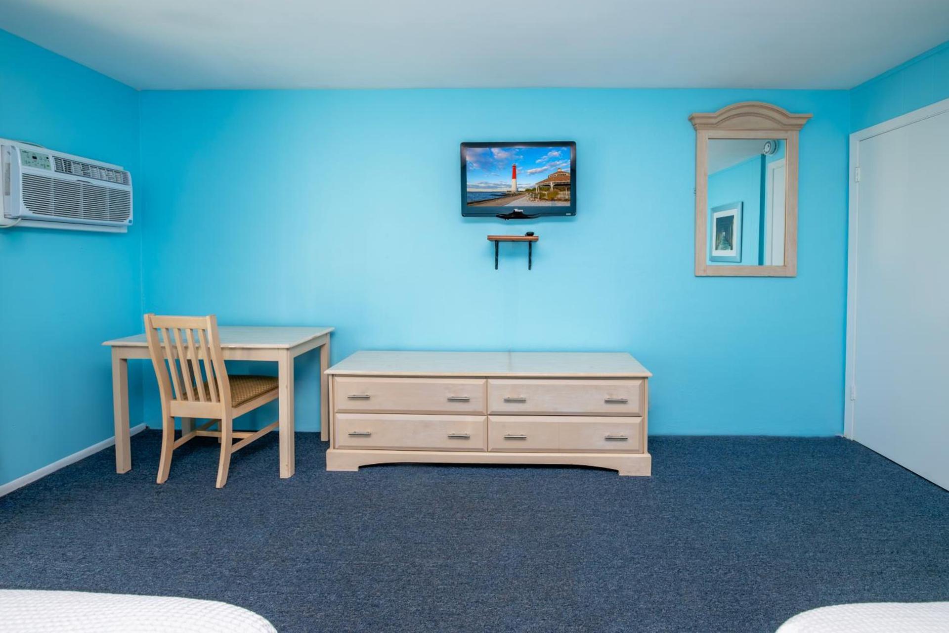 Drifting Sands Oceanfront Hotel photo 26