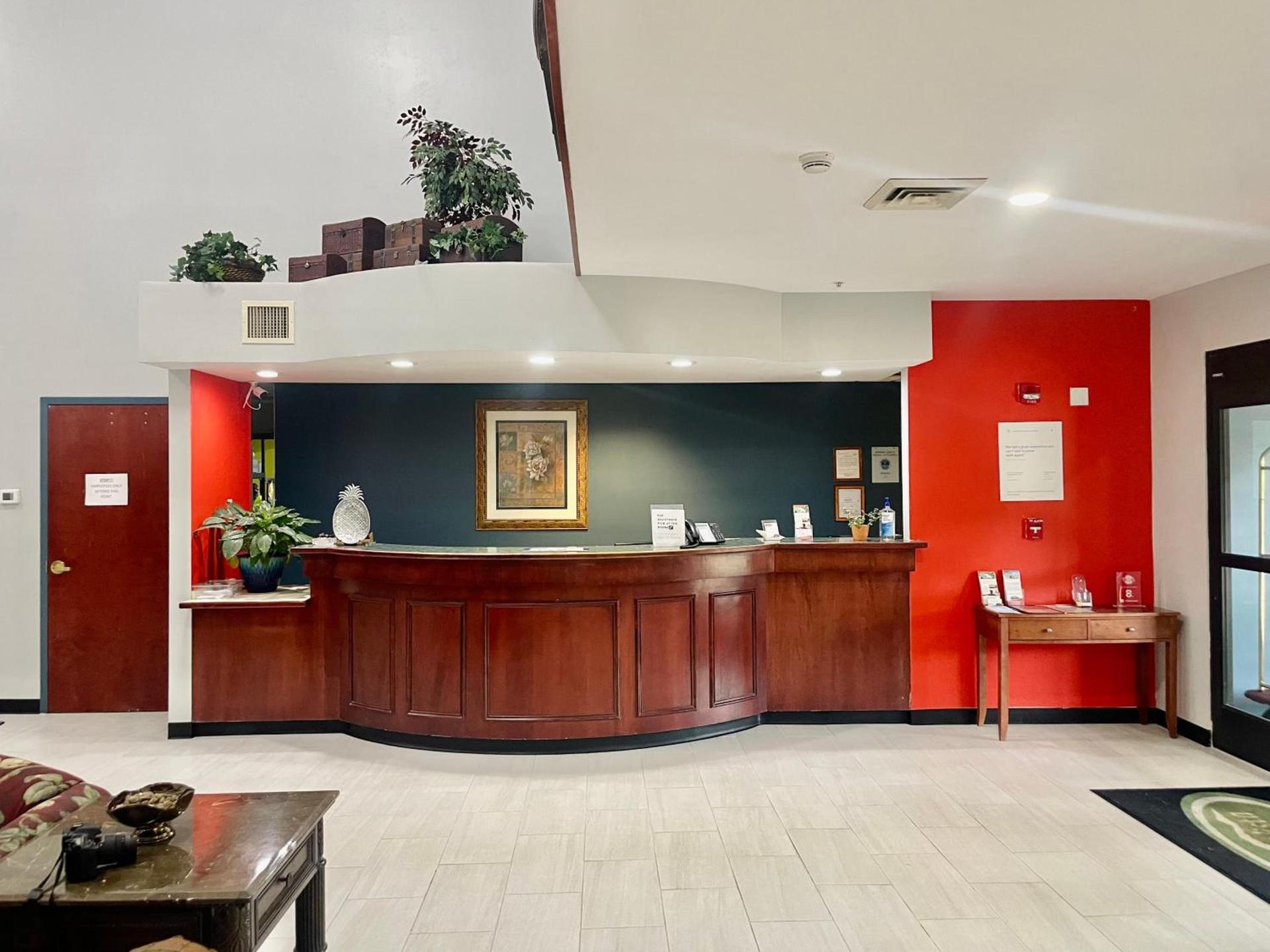 Grand Vista Hotel & Suites photo 6