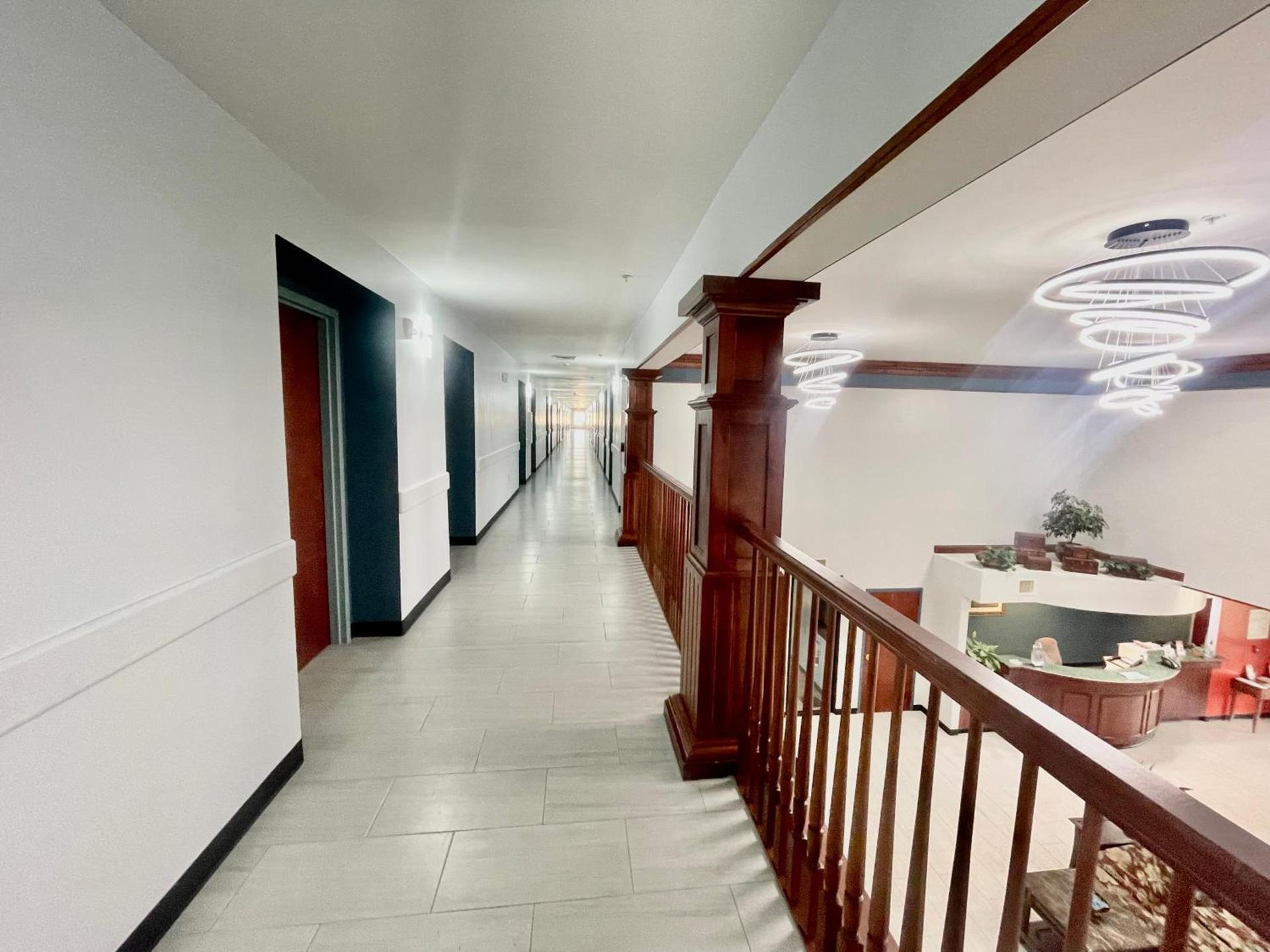 Grand Vista Hotel & Suites photo 17