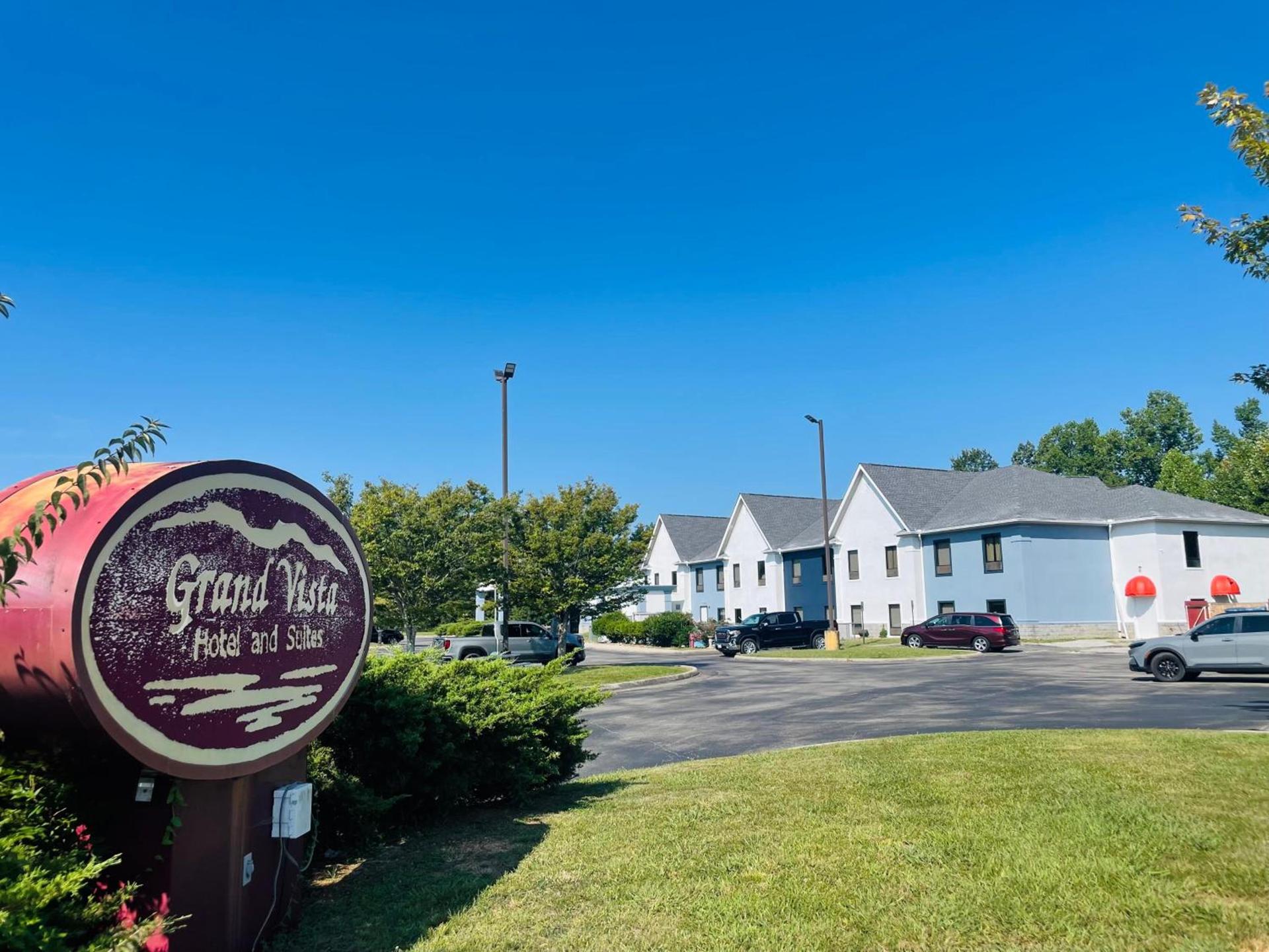 Grand Vista Hotel & Suites photo 22