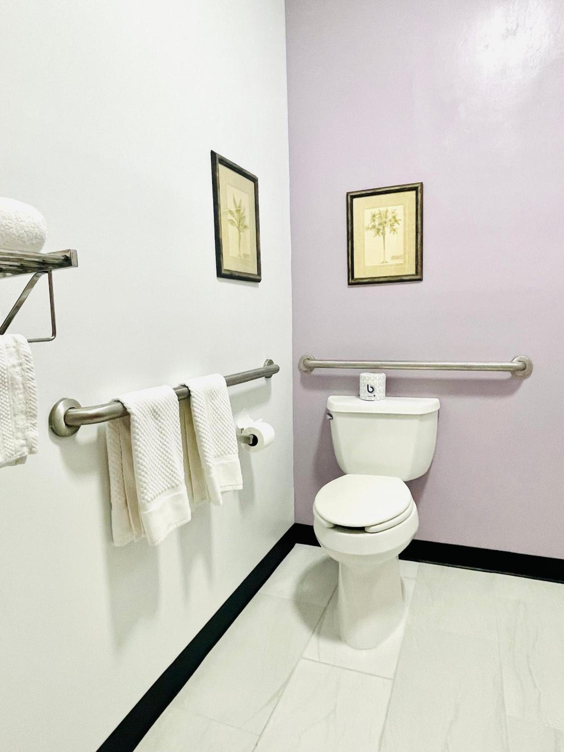 Grand Vista Hotel & Suites photo 36