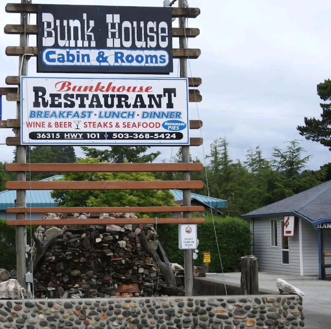 The Bunkhouse Motel photo 11